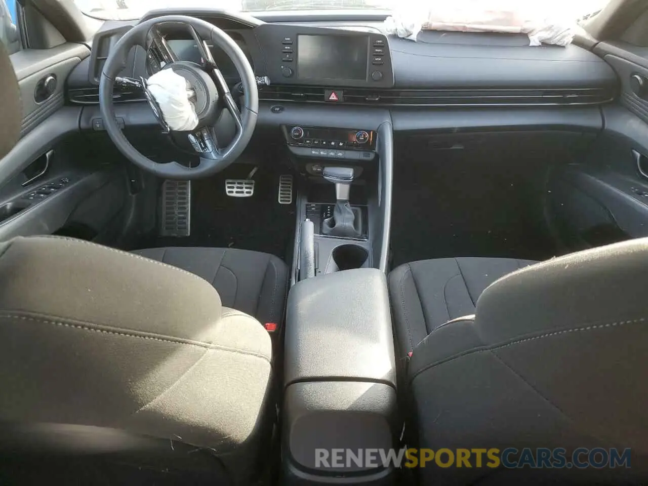8 Photograph of a damaged car KMHLM4DG7SU870187 HYUNDAI ELANTRA 2025