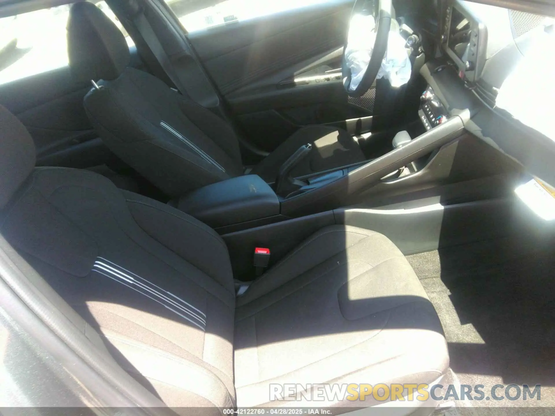 5 Фотография поврежденного автомобиля KMHLM4DG7SU927343 HYUNDAI ELANTRA 2025