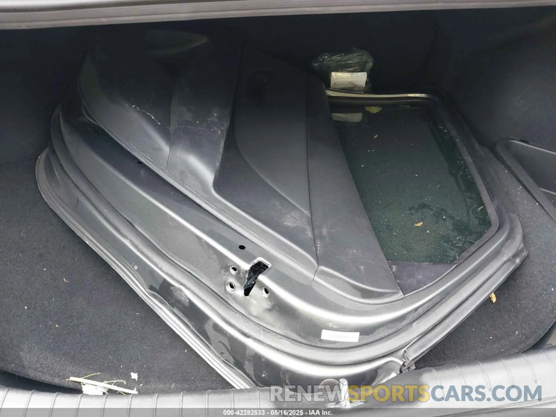 19 Photograph of a damaged car KMHLM4DG8SU874703 HYUNDAI ELANTRA 2025