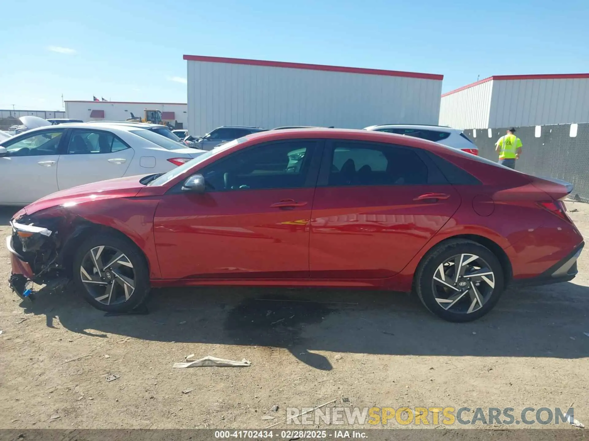 14 Фотография поврежденного автомобиля KMHLM4DG8SU877861 HYUNDAI ELANTRA 2025