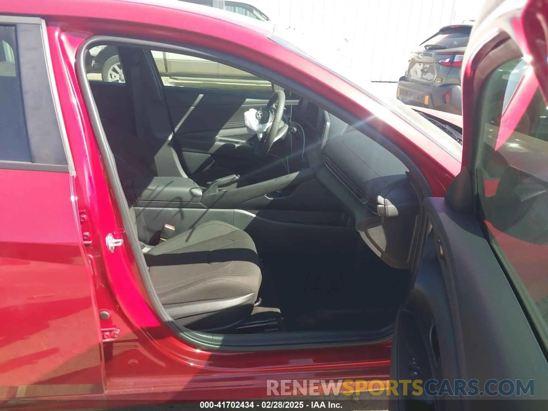 5 Фотография поврежденного автомобиля KMHLM4DG8SU877861 HYUNDAI ELANTRA 2025