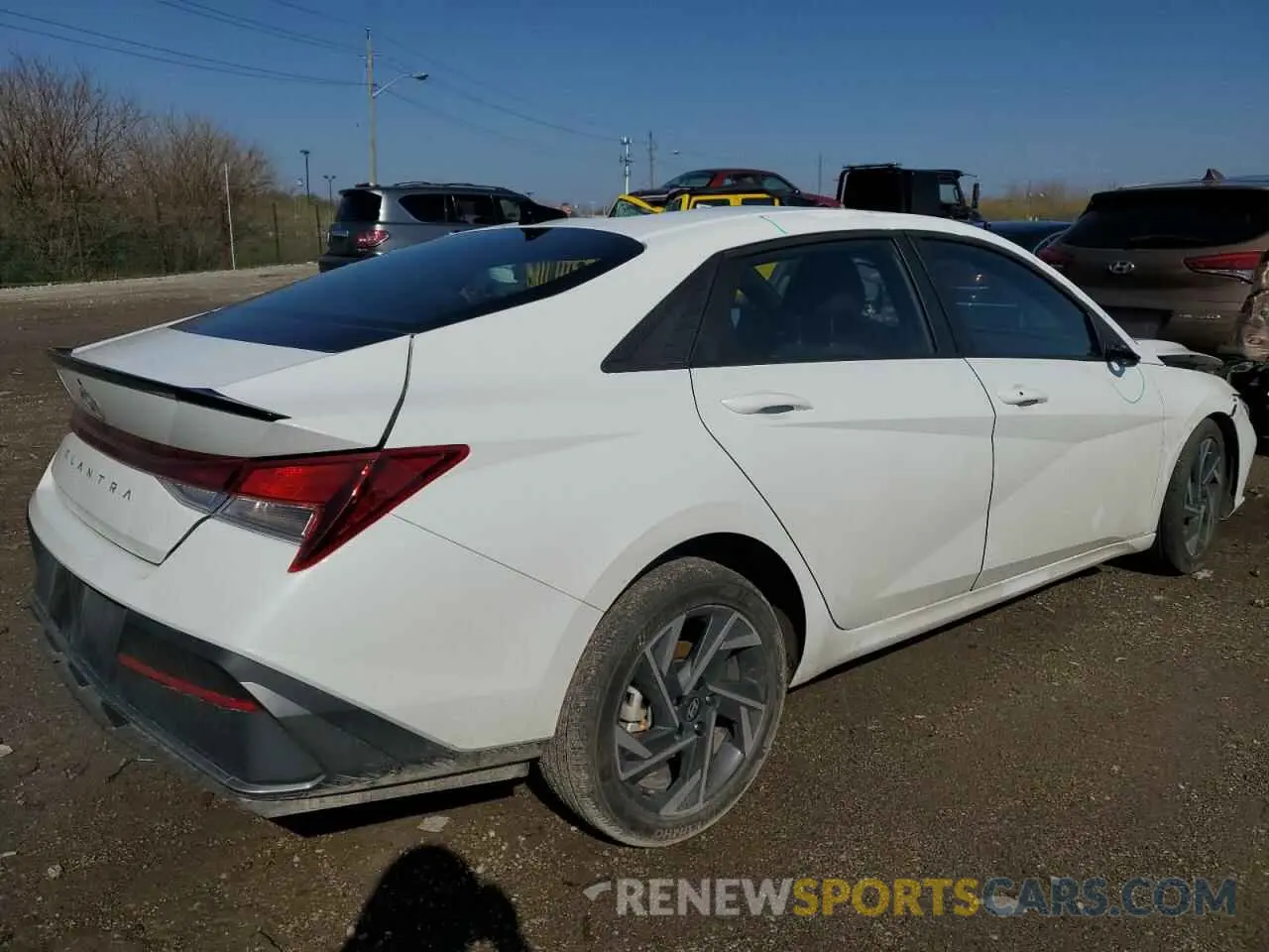 3 Photograph of a damaged car KMHLM4DG8SU880114 HYUNDAI ELANTRA 2025