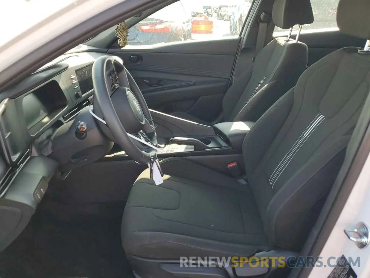 7 Photograph of a damaged car KMHLM4DG8SU880114 HYUNDAI ELANTRA 2025