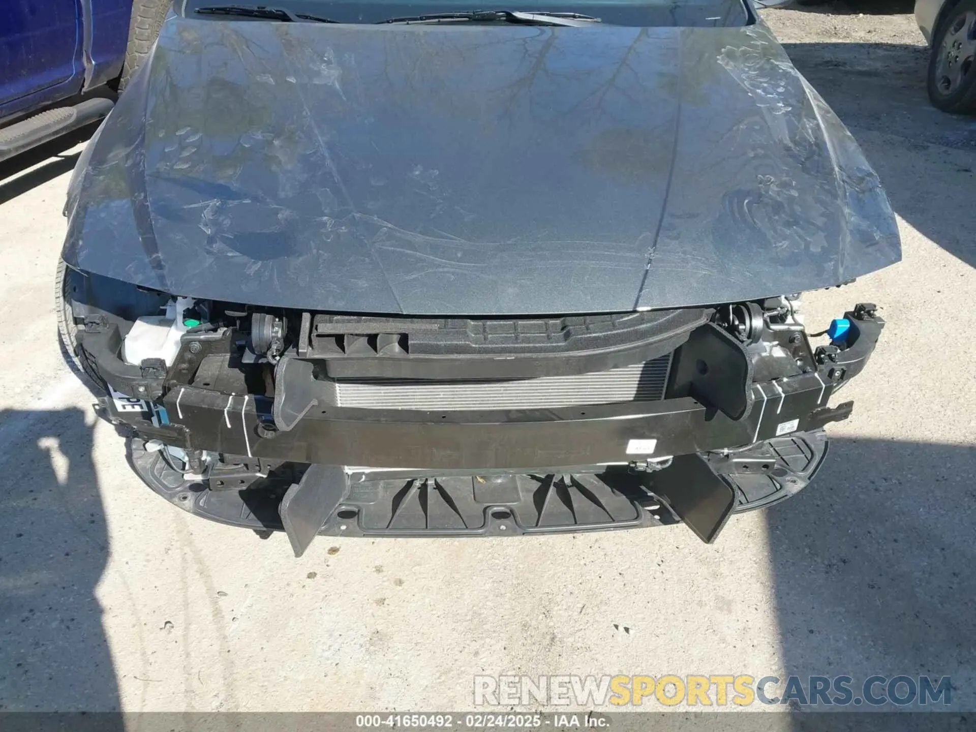 6 Photograph of a damaged car KMHLM4DG8SU893767 HYUNDAI ELANTRA 2025