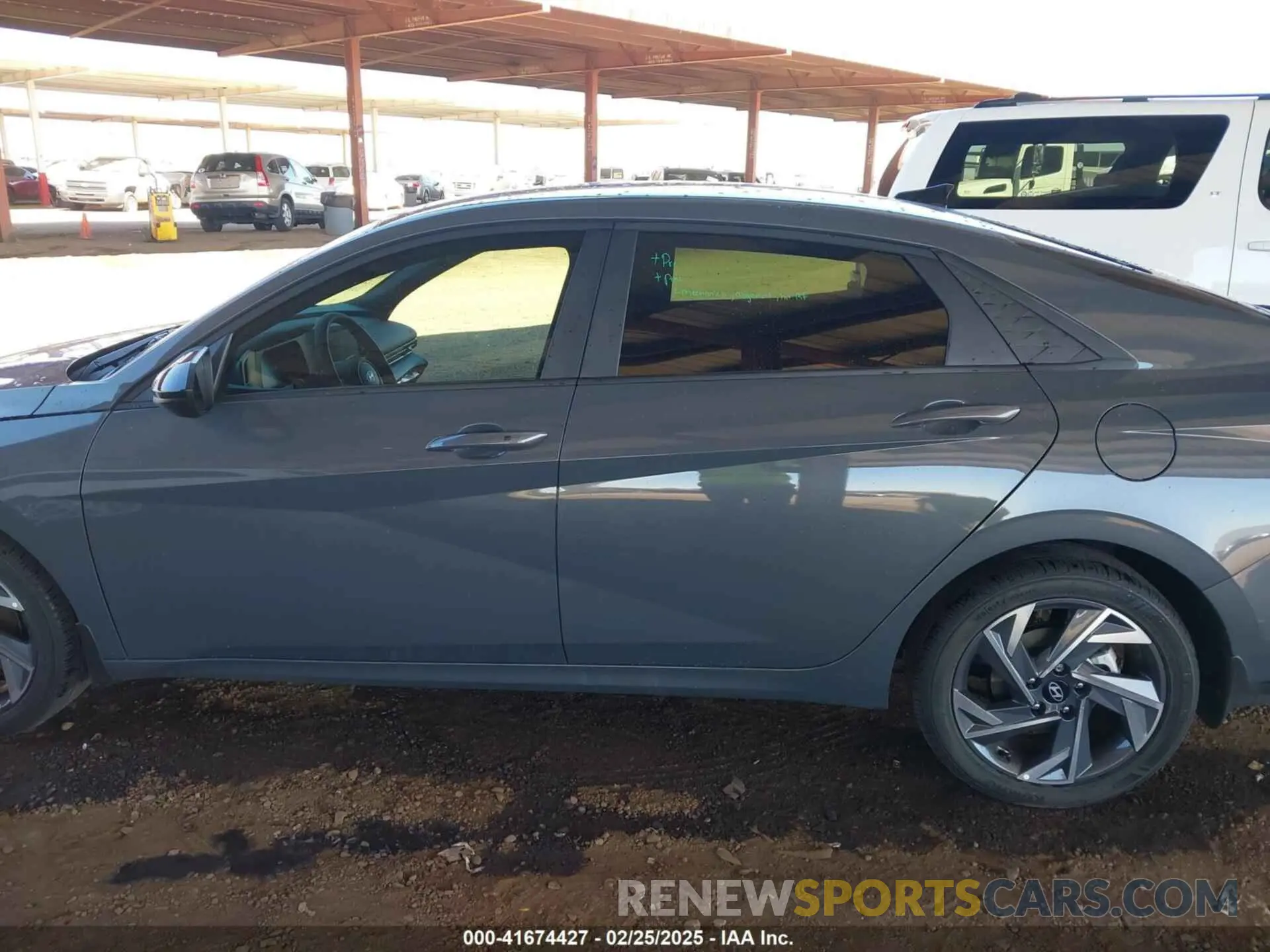 15 Photograph of a damaged car KMHLM4DG9SU869378 HYUNDAI ELANTRA 2025