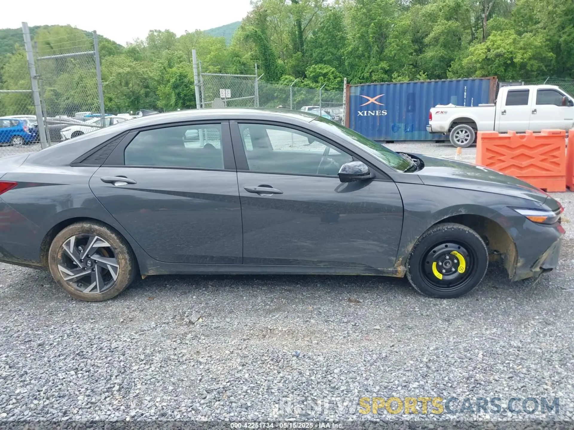 13 Фотография поврежденного автомобиля KMHLM4DG9SU895317 HYUNDAI ELANTRA 2025