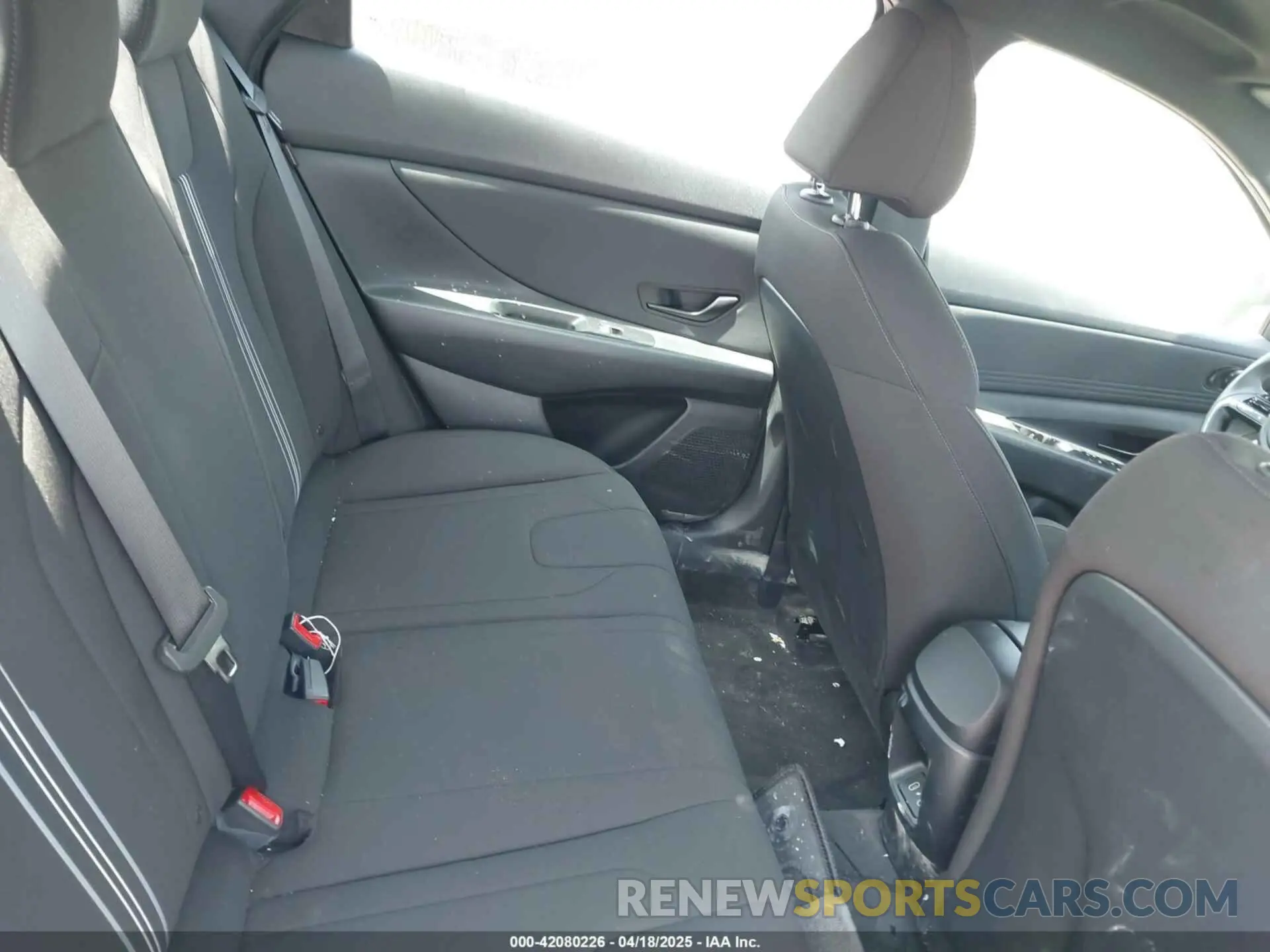 8 Фотография поврежденного автомобиля KMHLM4DGXSU863623 HYUNDAI ELANTRA 2025