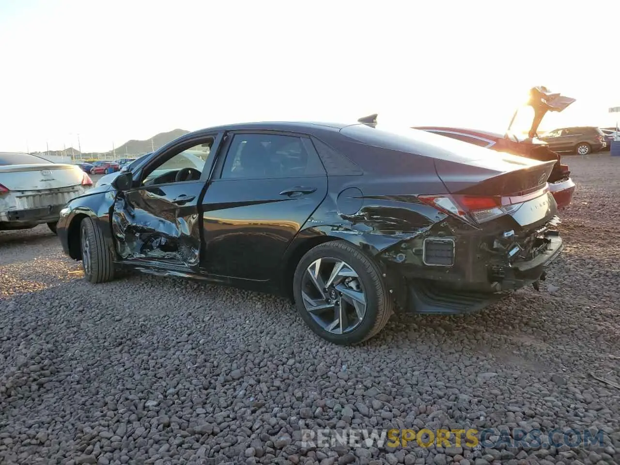 2 Фотография поврежденного автомобиля KMHLM4DGXSU868319 HYUNDAI ELANTRA 2025