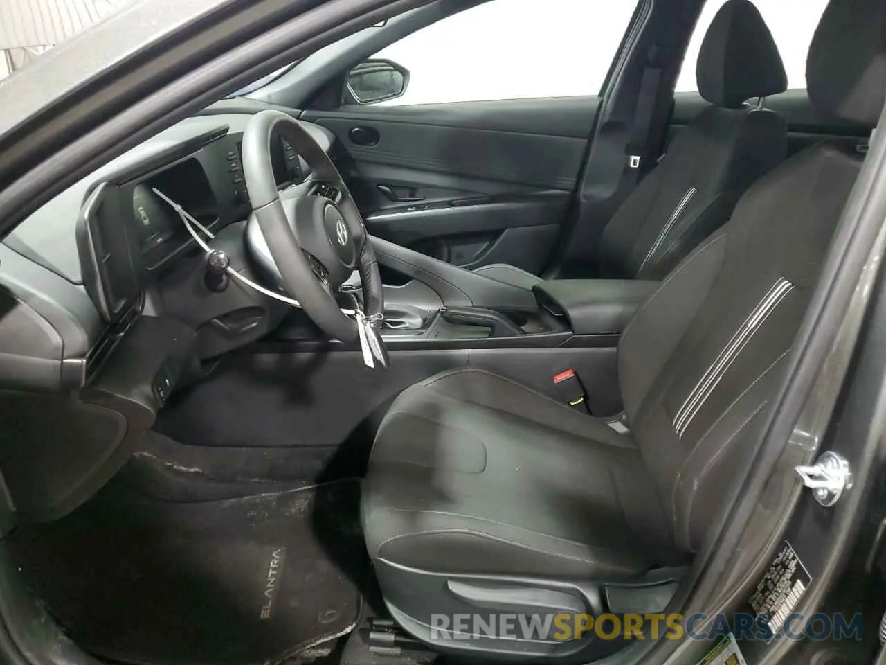 7 Фотография поврежденного автомобиля KMHLM4DGXSU927305 HYUNDAI ELANTRA 2025