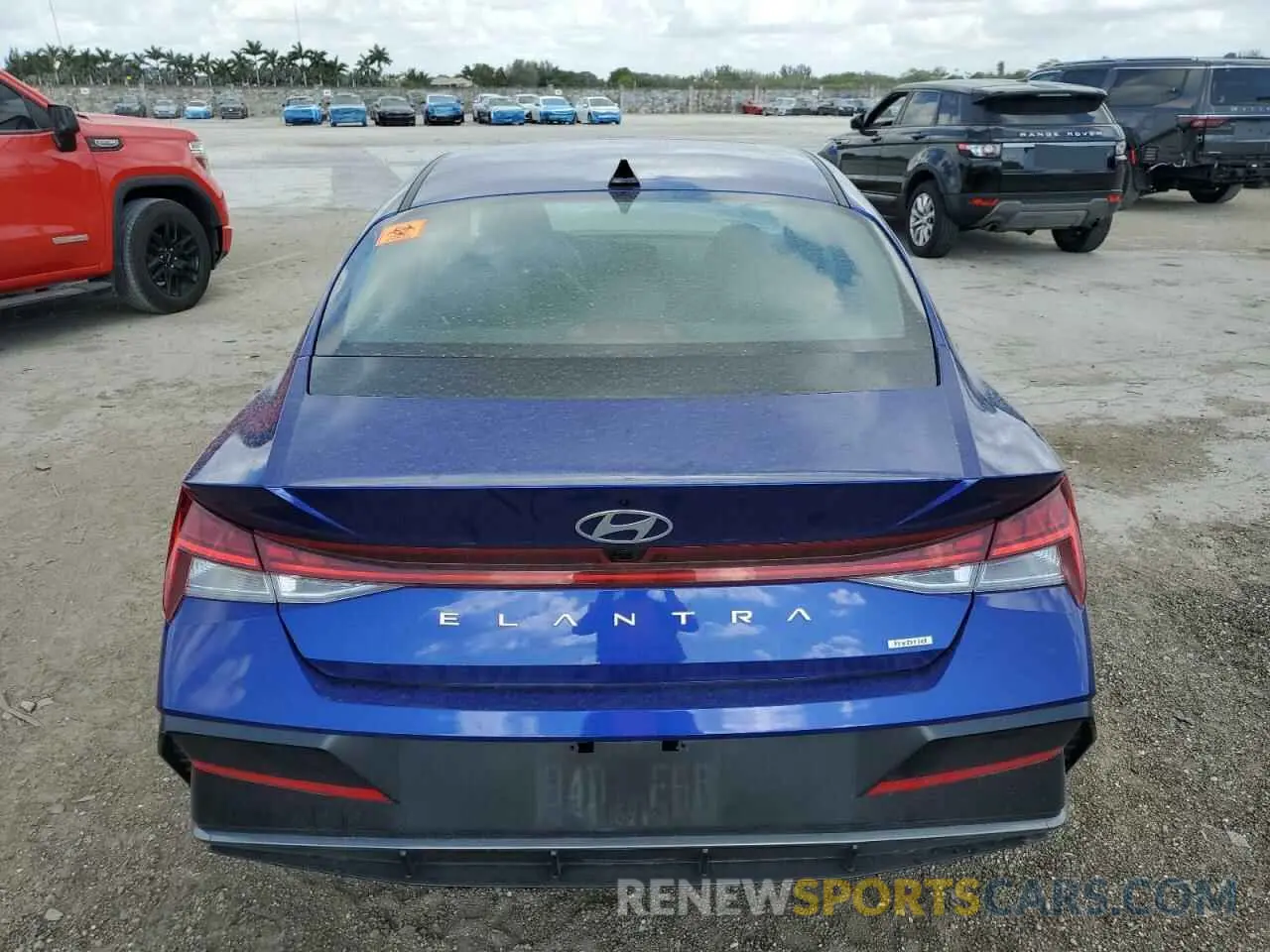 6 Photograph of a damaged car KMHLN4DJ9SU121786 HYUNDAI ELANTRA 2025