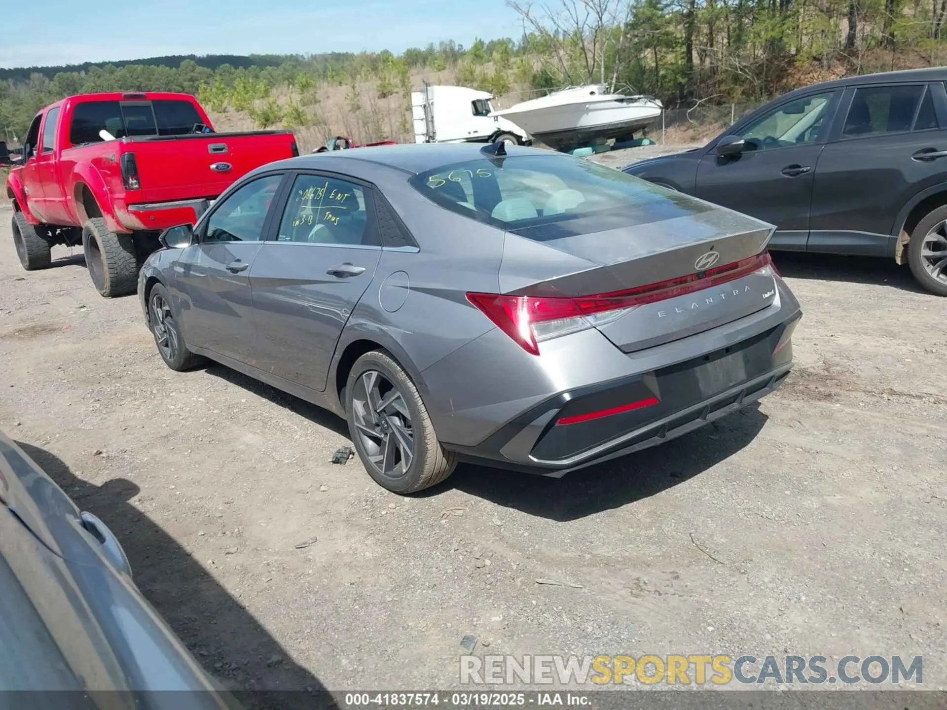 3 Фотография поврежденного автомобиля KMHLP4DG0SU874718 HYUNDAI ELANTRA 2025