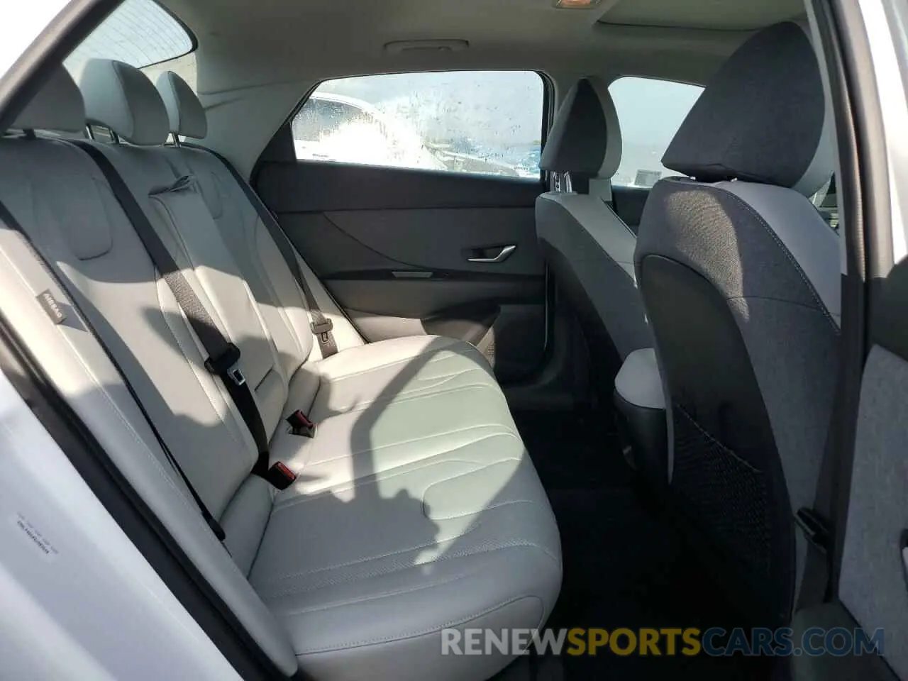 10 Photograph of a damaged car KMHLP4DG0SU903540 HYUNDAI ELANTRA 2025