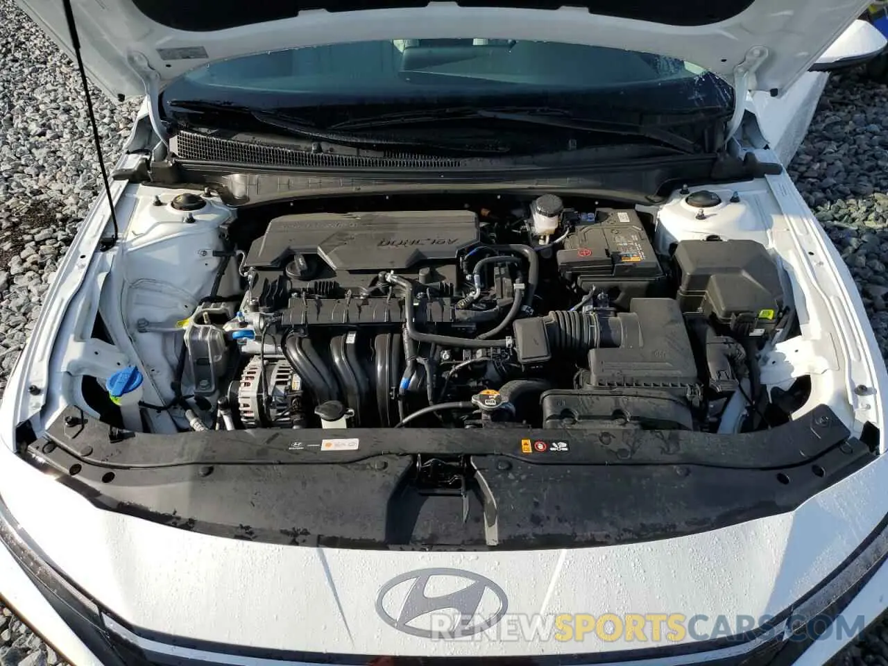 11 Photograph of a damaged car KMHLP4DG0SU903540 HYUNDAI ELANTRA 2025