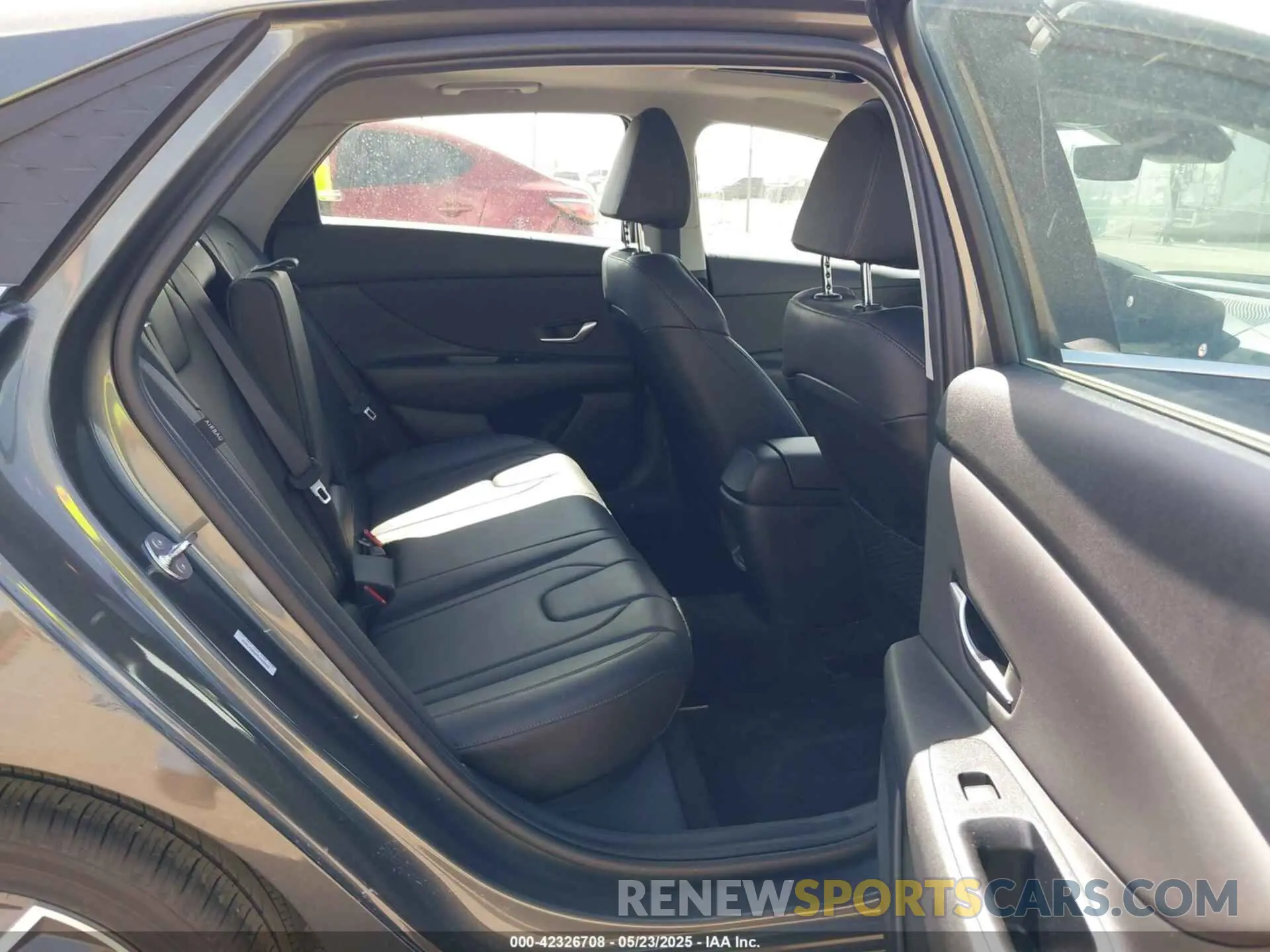 8 Фотография поврежденного автомобиля KMHLP4DG0SU945562 HYUNDAI ELANTRA 2025