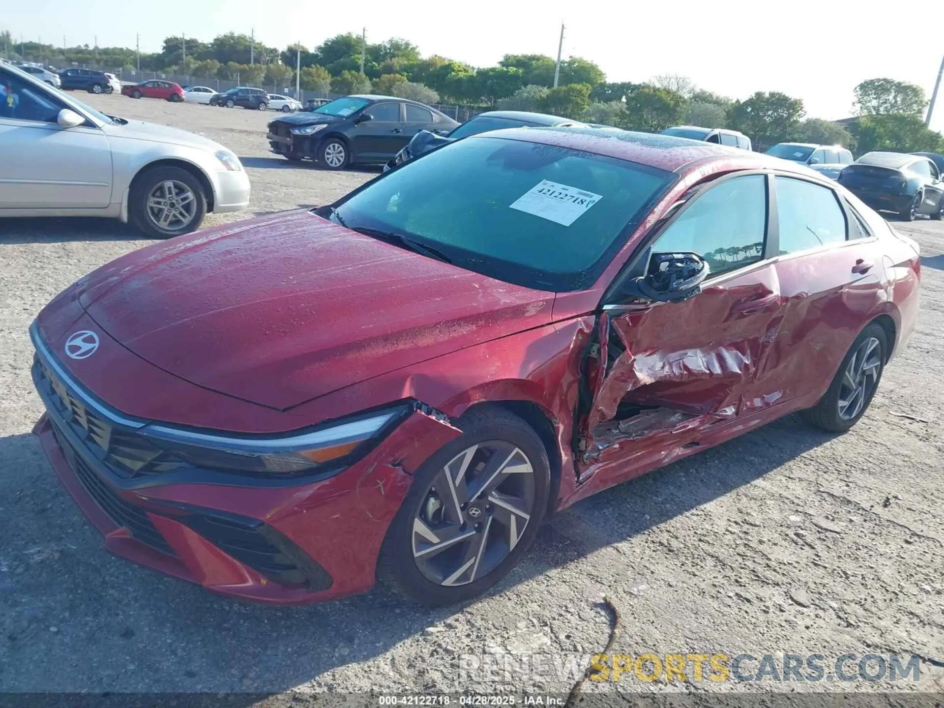 6 Photograph of a damaged car KMHLP4DG4SU865973 HYUNDAI ELANTRA 2025