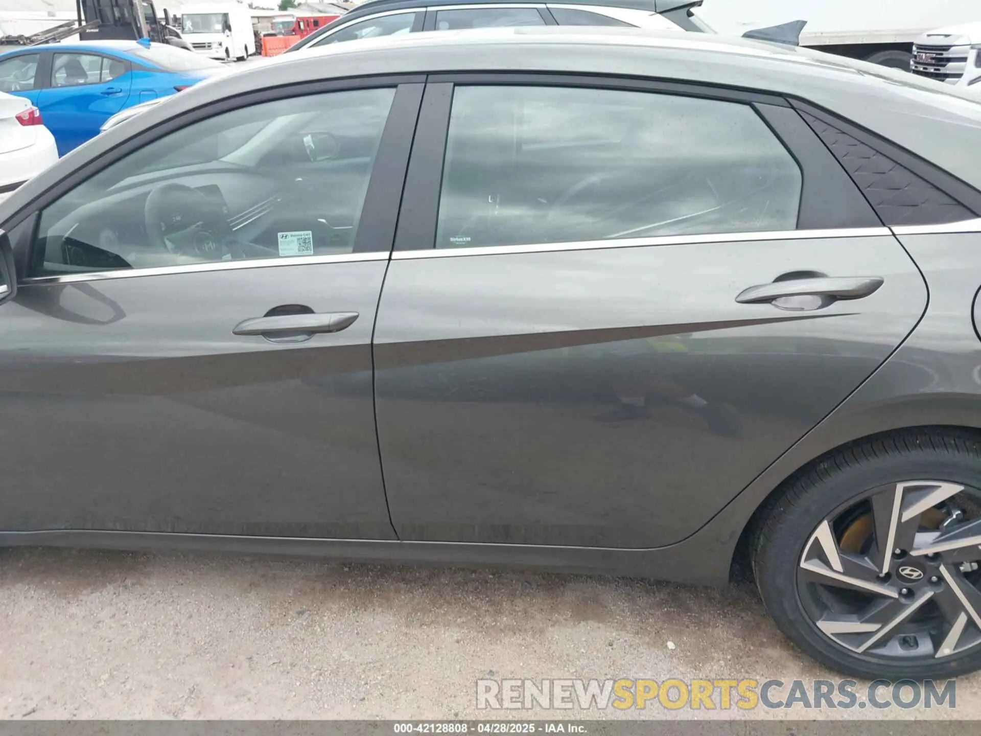 14 Фотография поврежденного автомобиля KMHLP4DG4SU957214 HYUNDAI ELANTRA 2025