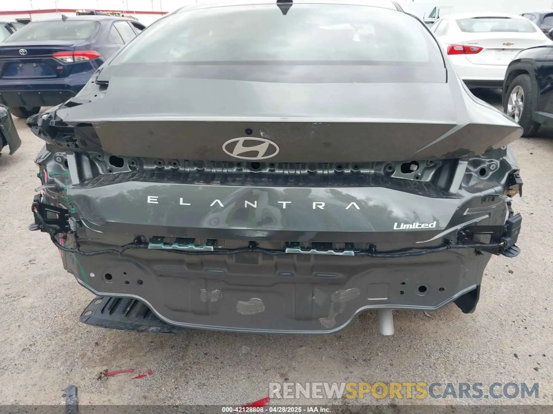 6 Фотография поврежденного автомобиля KMHLP4DG4SU957214 HYUNDAI ELANTRA 2025