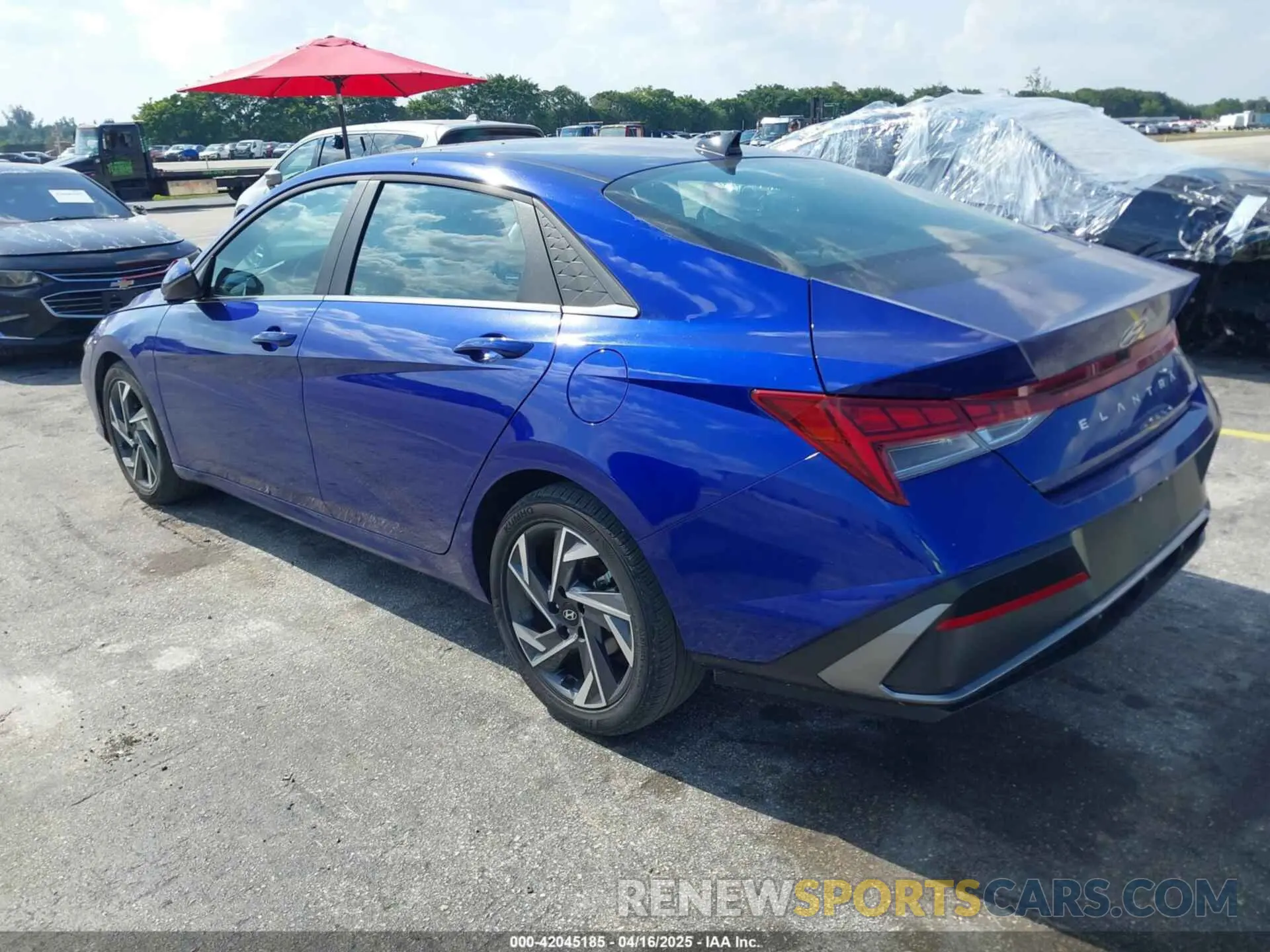 3 Photograph of a damaged car KMHLP4DG6SU863545 HYUNDAI ELANTRA 2025