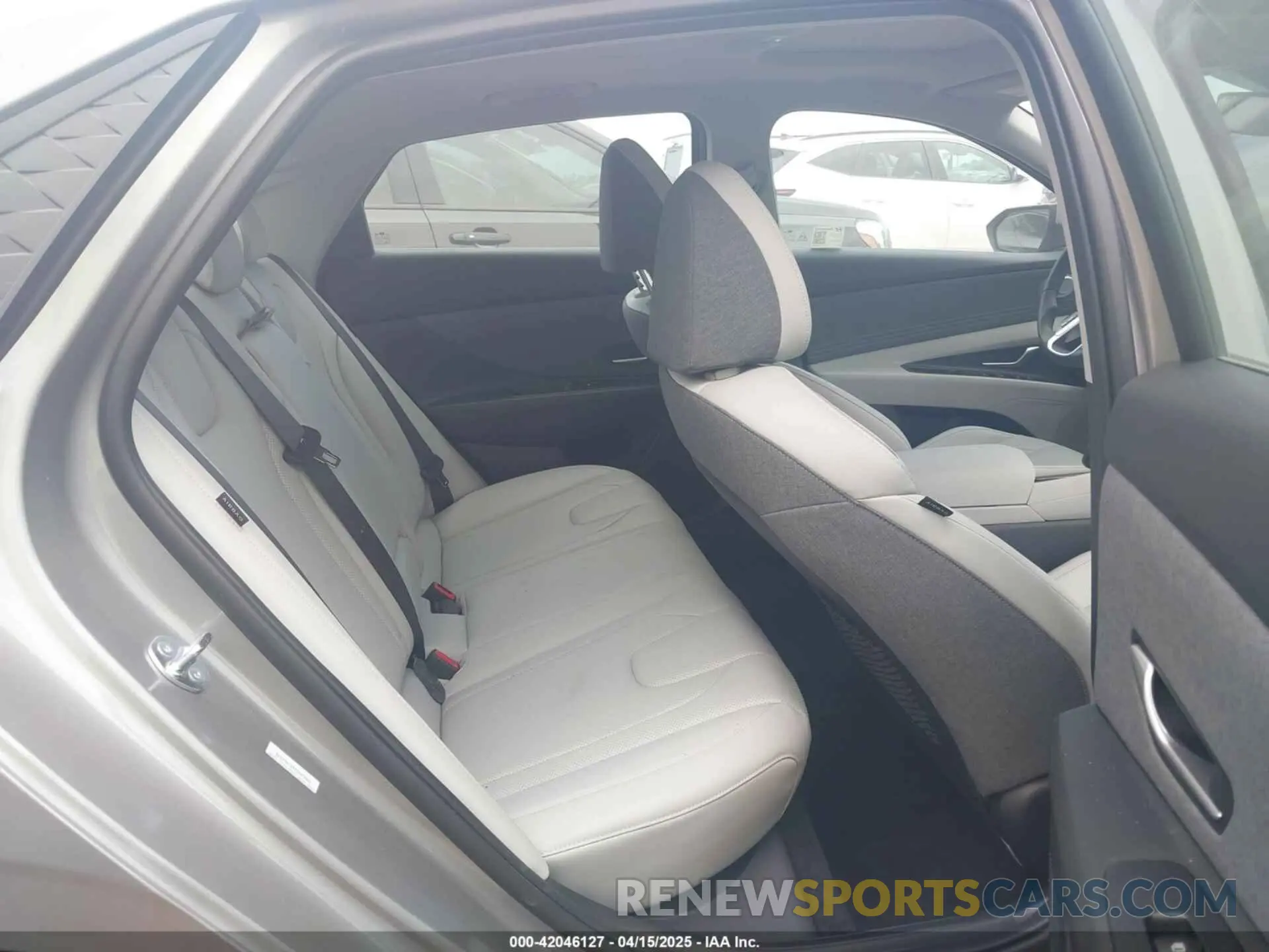 8 Фотография поврежденного автомобиля KMHLP4DG6SU956579 HYUNDAI ELANTRA 2025