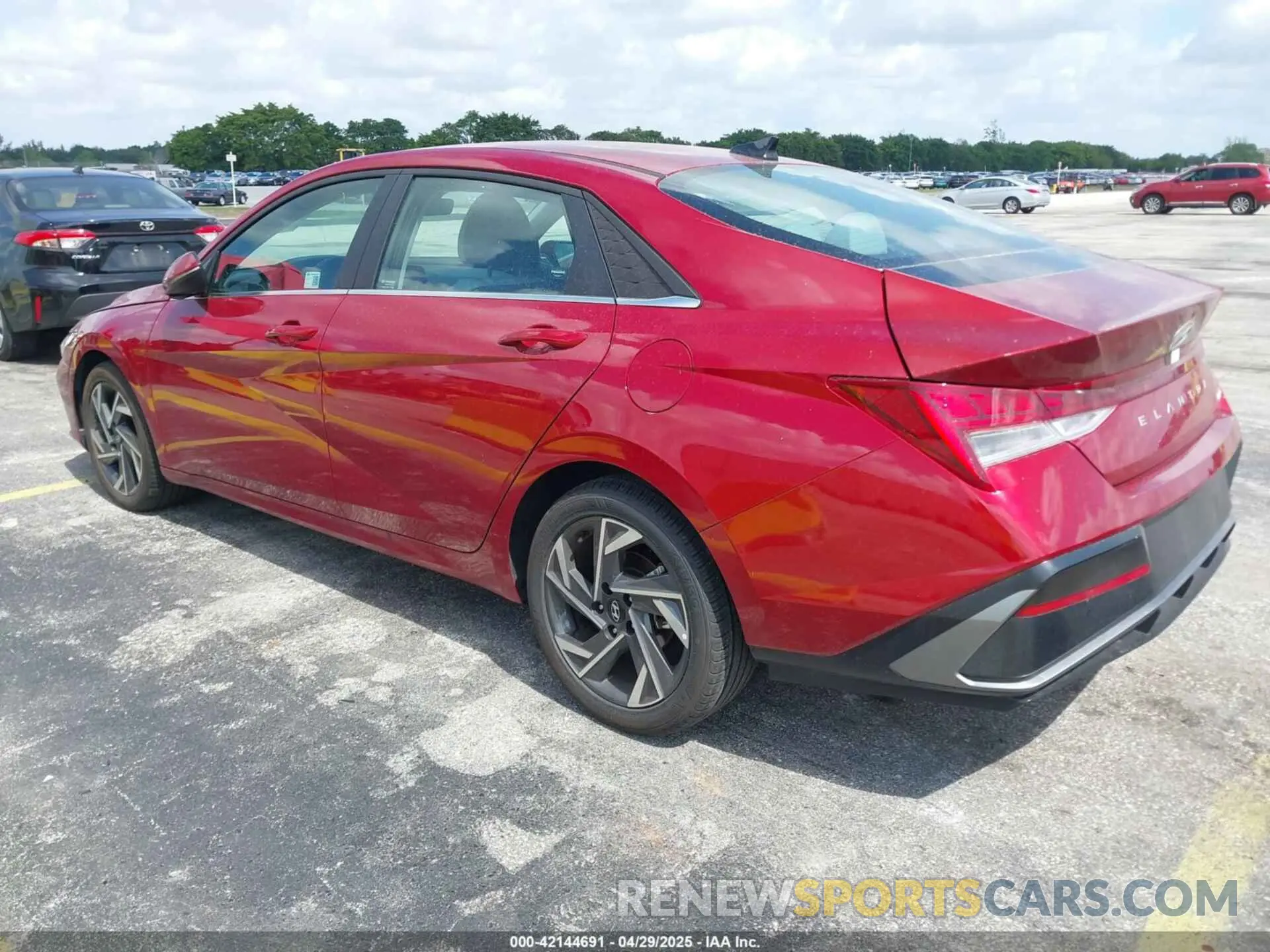 3 Photograph of a damaged car KMHLP4DG7SU888812 HYUNDAI ELANTRA 2025