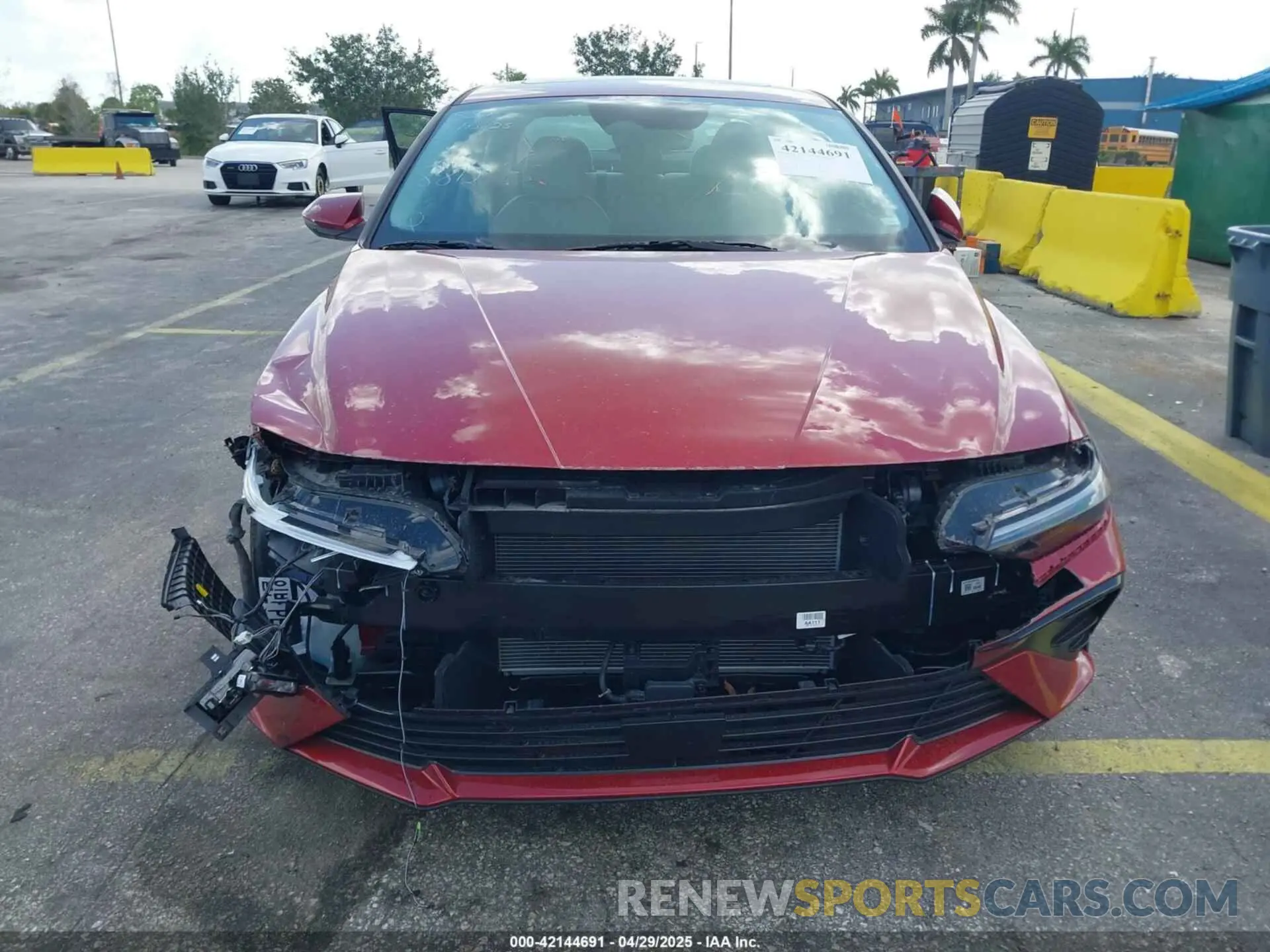 6 Photograph of a damaged car KMHLP4DG7SU888812 HYUNDAI ELANTRA 2025