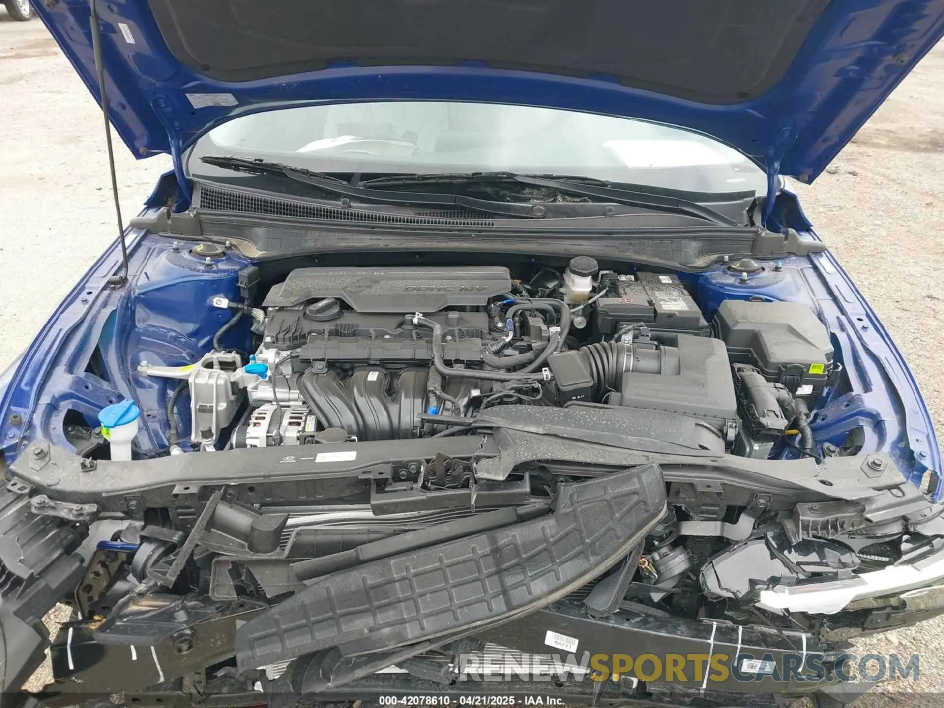 10 Photograph of a damaged car KMHLP4DG8SU894375 HYUNDAI ELANTRA 2025