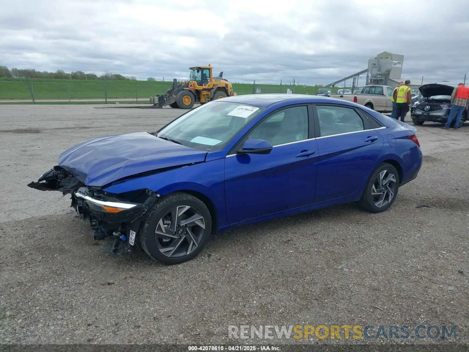 2 Photograph of a damaged car KMHLP4DG8SU894375 HYUNDAI ELANTRA 2025