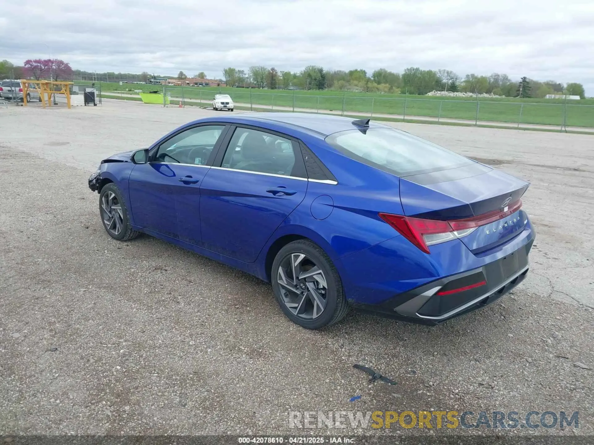3 Photograph of a damaged car KMHLP4DG8SU894375 HYUNDAI ELANTRA 2025