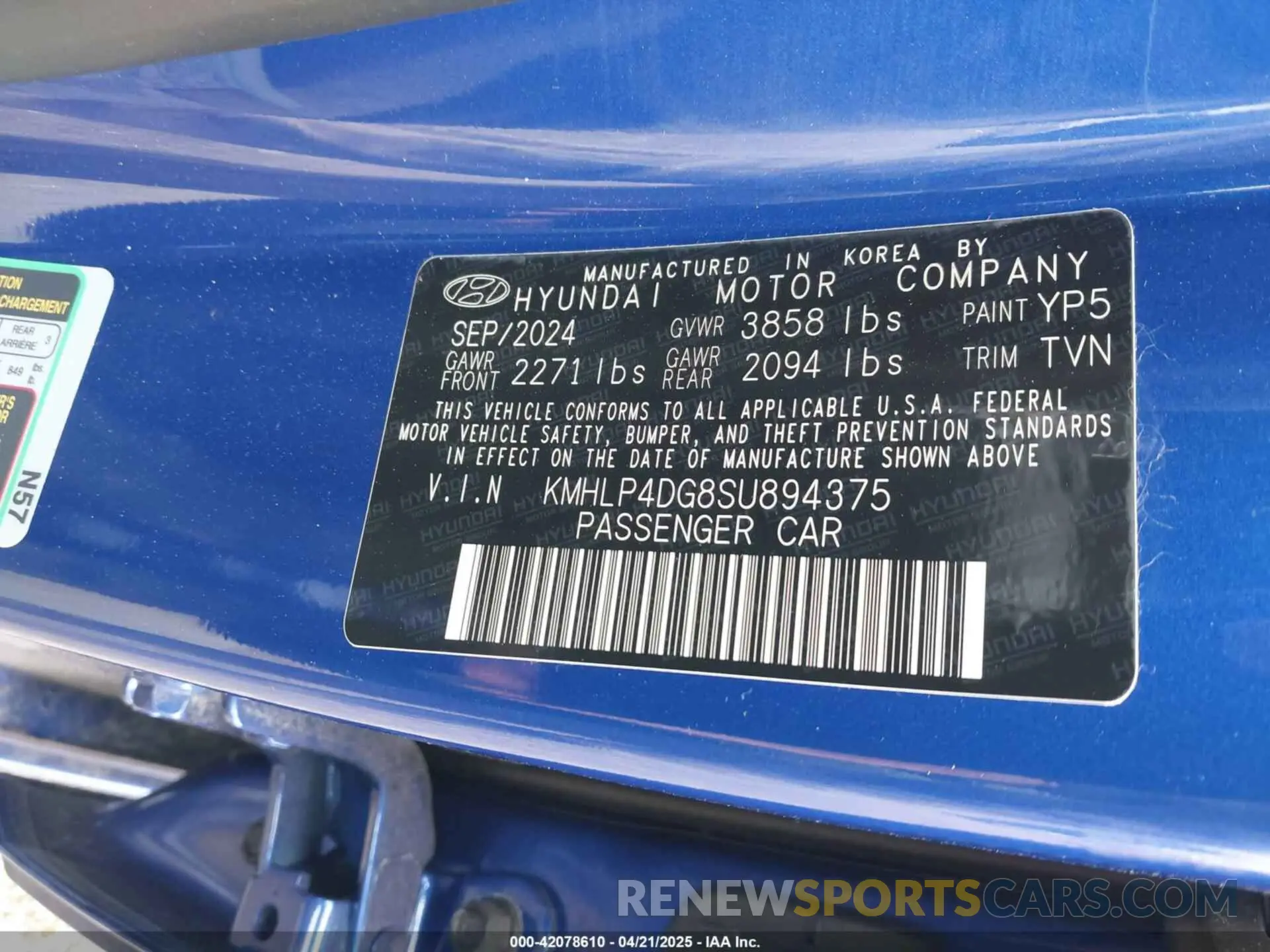 9 Photograph of a damaged car KMHLP4DG8SU894375 HYUNDAI ELANTRA 2025