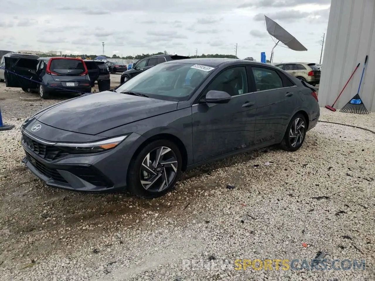 1 Photograph of a damaged car KMHLP4DGXSU864181 HYUNDAI ELANTRA 2025