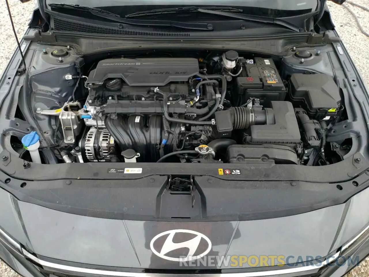 11 Photograph of a damaged car KMHLP4DGXSU864181 HYUNDAI ELANTRA 2025