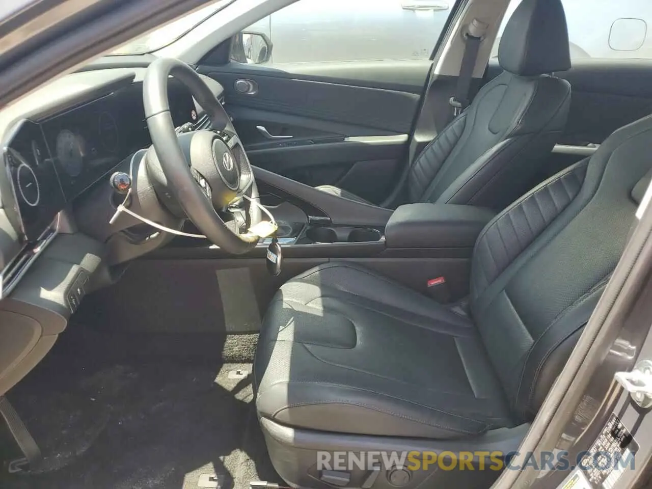 7 Photograph of a damaged car KMHLP4DGXSU864181 HYUNDAI ELANTRA 2025