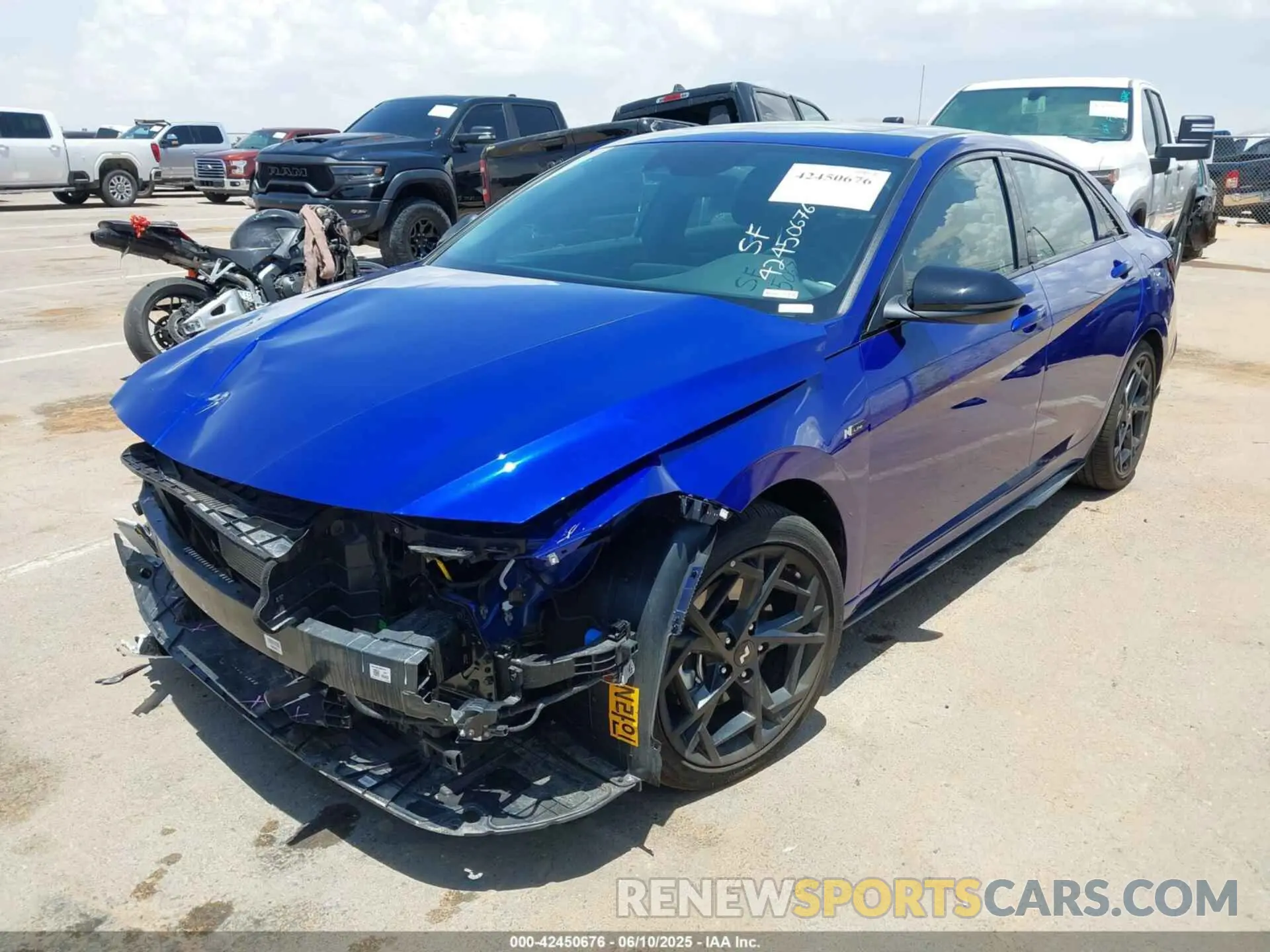 2 Photograph of a damaged car KMHLR4DFXSU986038 HYUNDAI ELANTRA 2025