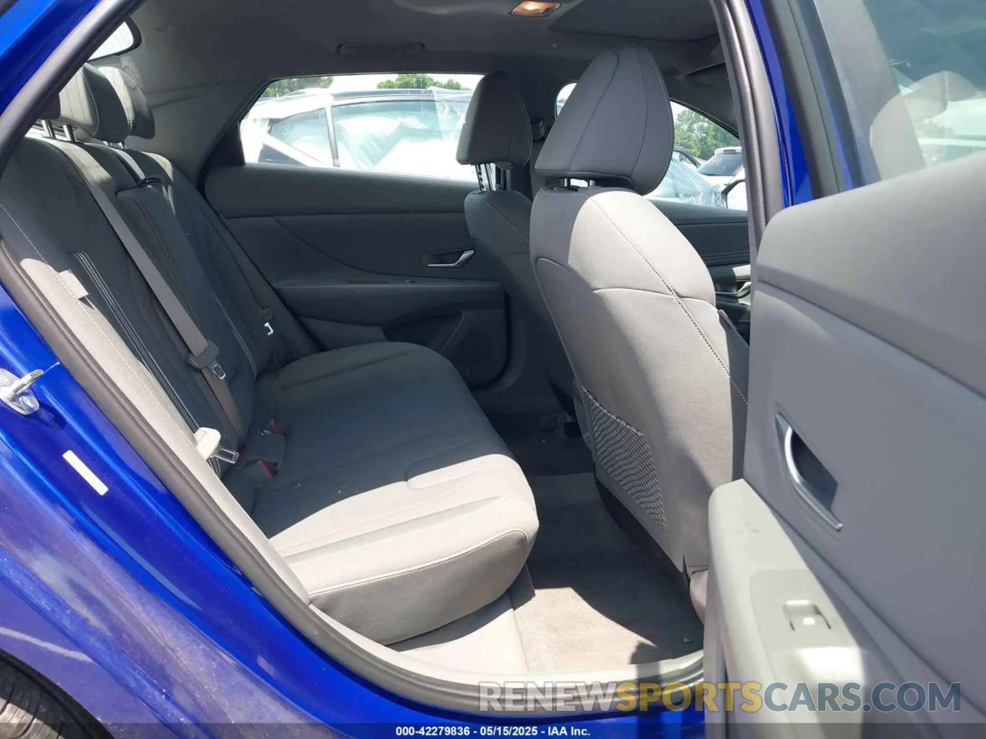 8 Фотография поврежденного автомобиля KMHLS4DG0SU856413 HYUNDAI ELANTRA 2025