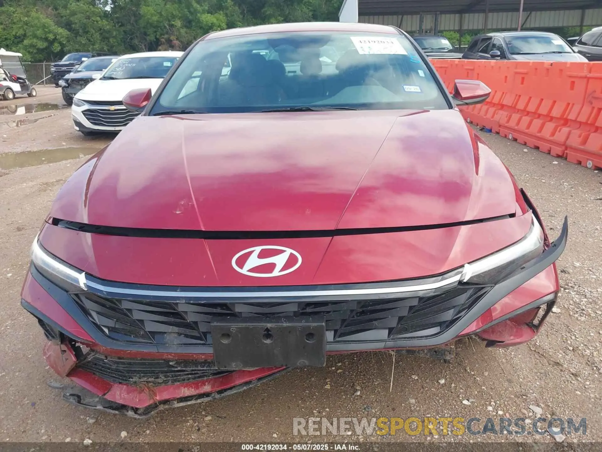 12 Photograph of a damaged car KMHLS4DG0SU880288 HYUNDAI ELANTRA 2025