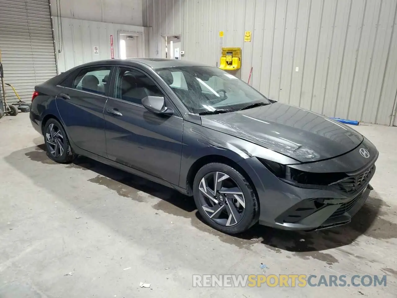 4 Photograph of a damaged car KMHLS4DG0SU882249 HYUNDAI ELANTRA 2025
