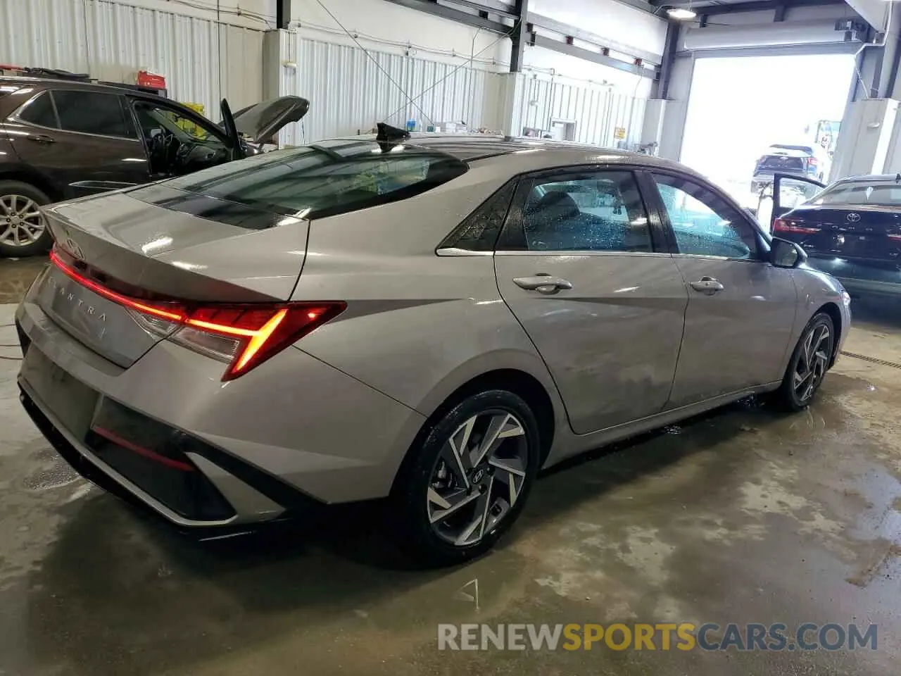 3 Photograph of a damaged car KMHLS4DG0SU909885 HYUNDAI ELANTRA 2025