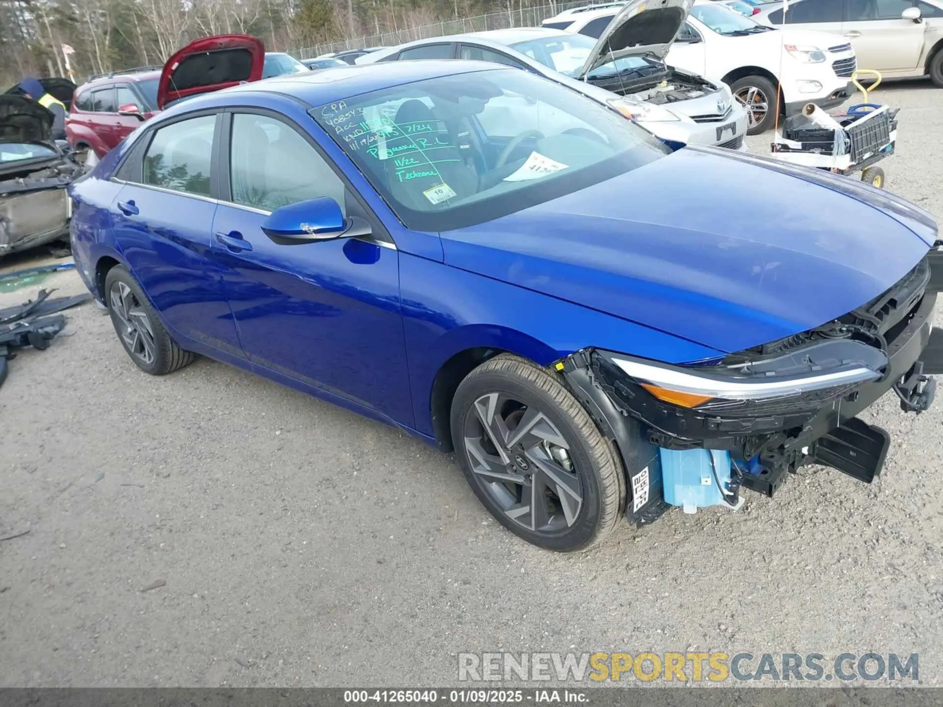 1 Photograph of a damaged car KMHLS4DG3SU860858 HYUNDAI ELANTRA 2025
