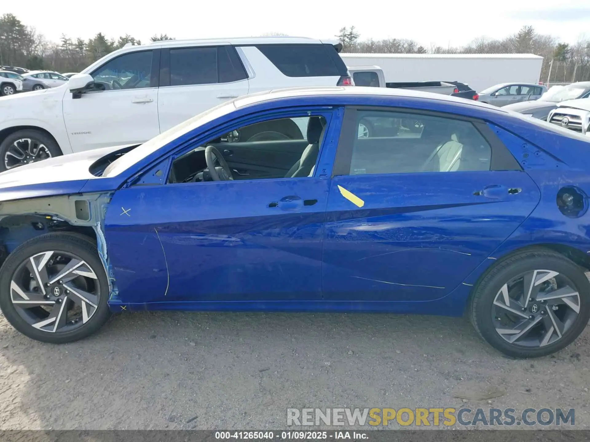 15 Photograph of a damaged car KMHLS4DG3SU860858 HYUNDAI ELANTRA 2025