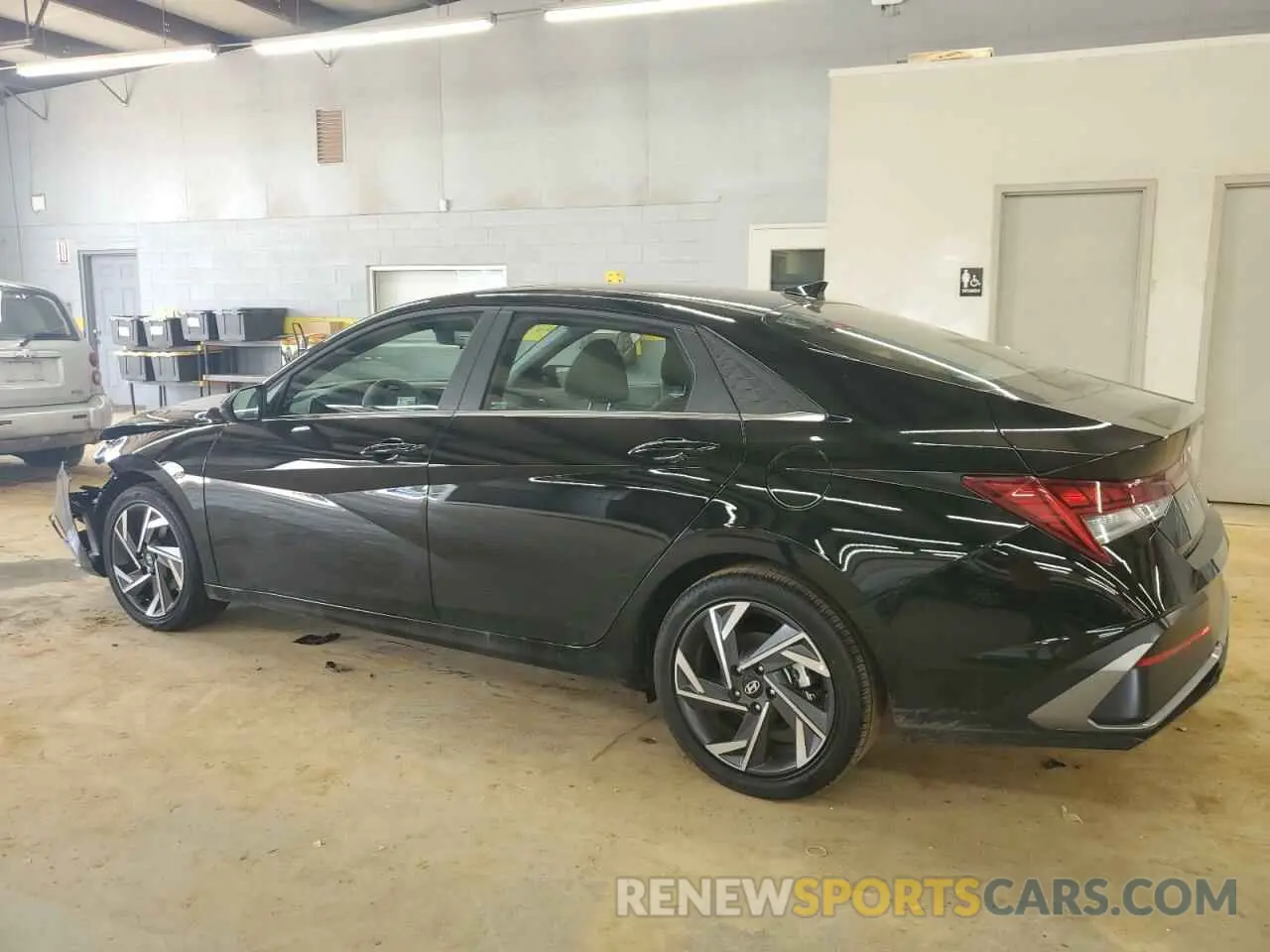 2 Photograph of a damaged car KMHLS4DG3SU918869 HYUNDAI ELANTRA 2025
