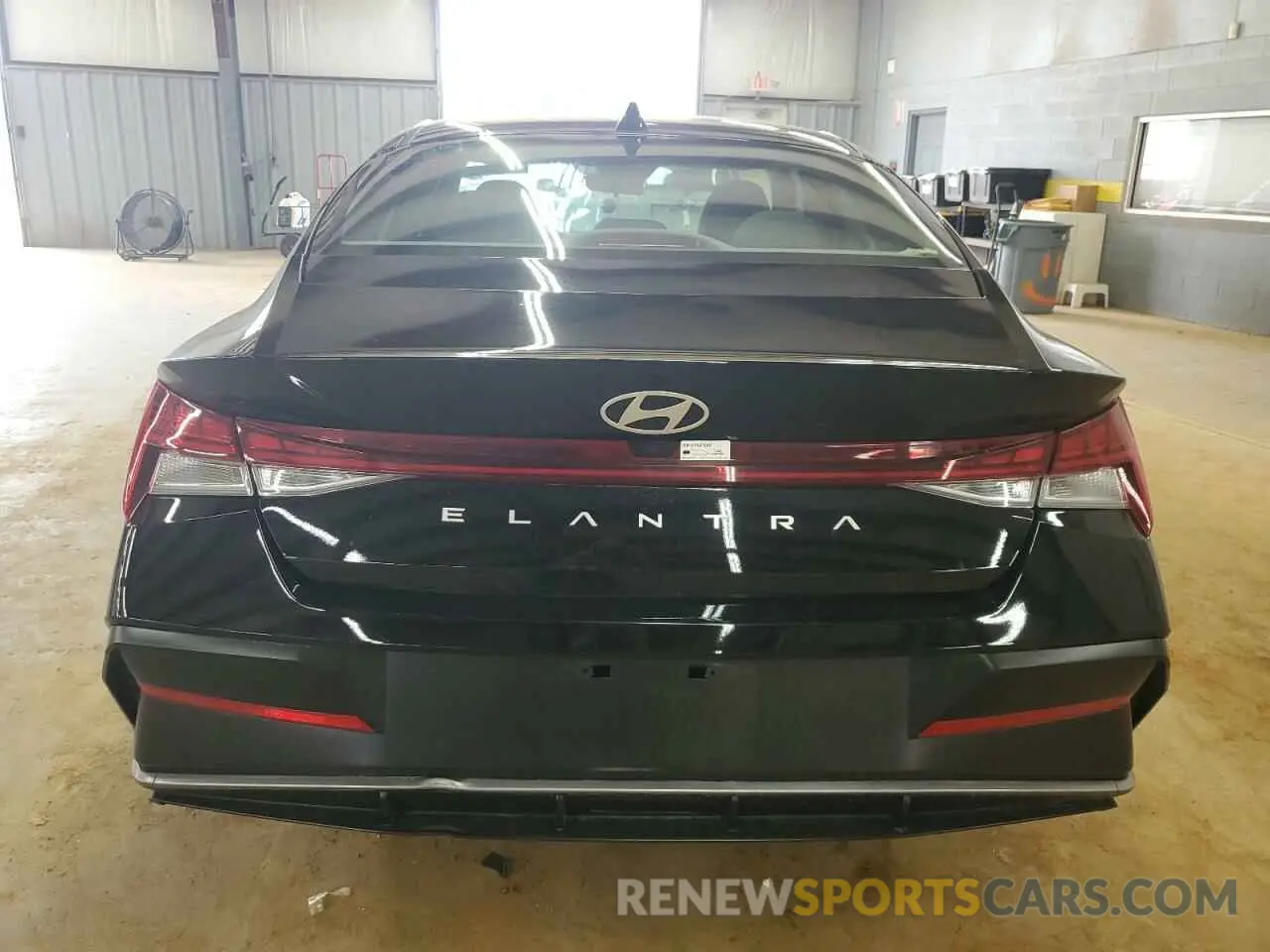 6 Photograph of a damaged car KMHLS4DG3SU918869 HYUNDAI ELANTRA 2025