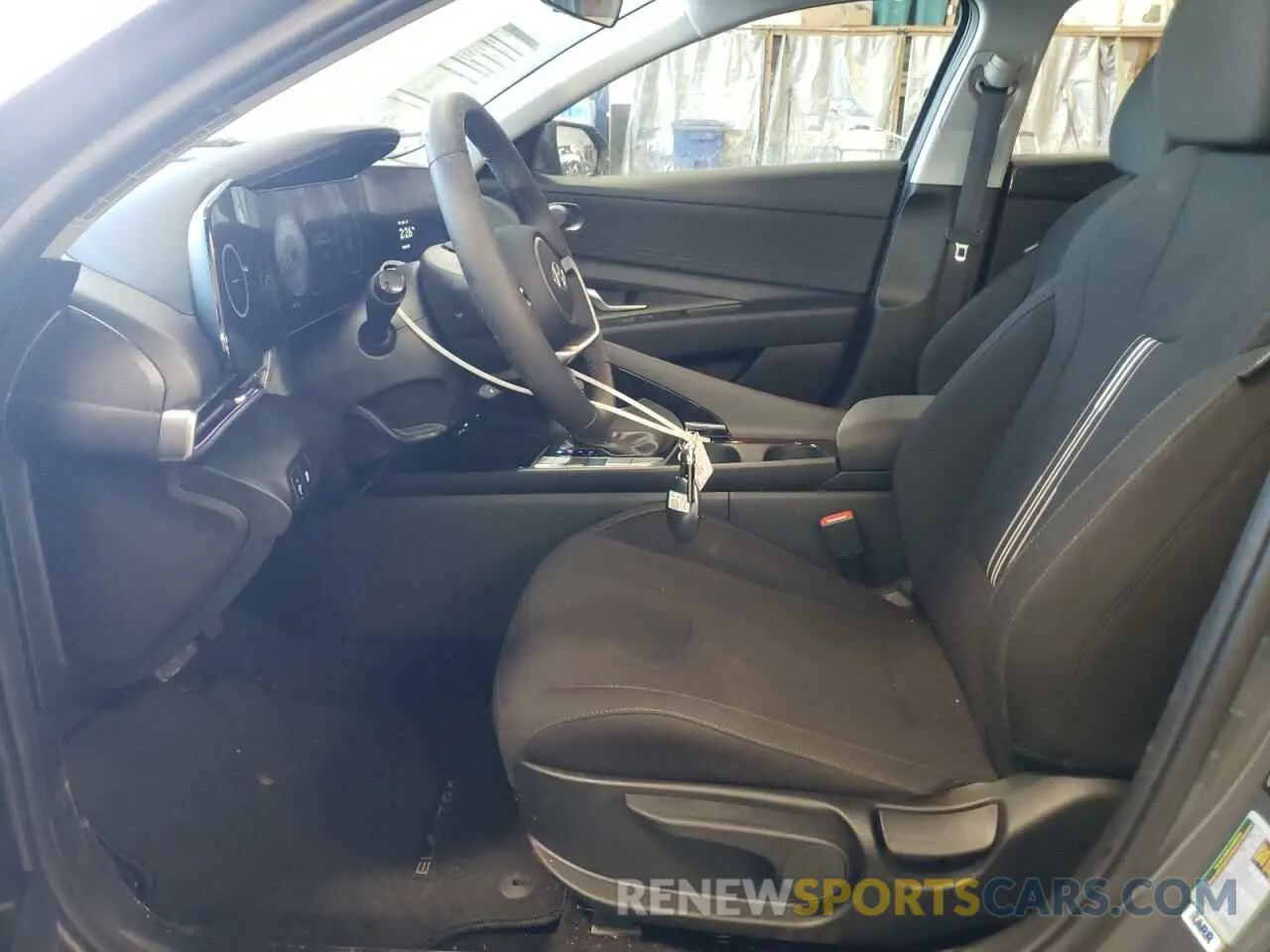 7 Photograph of a damaged car KMHLS4DG4SU857905 HYUNDAI ELANTRA 2025