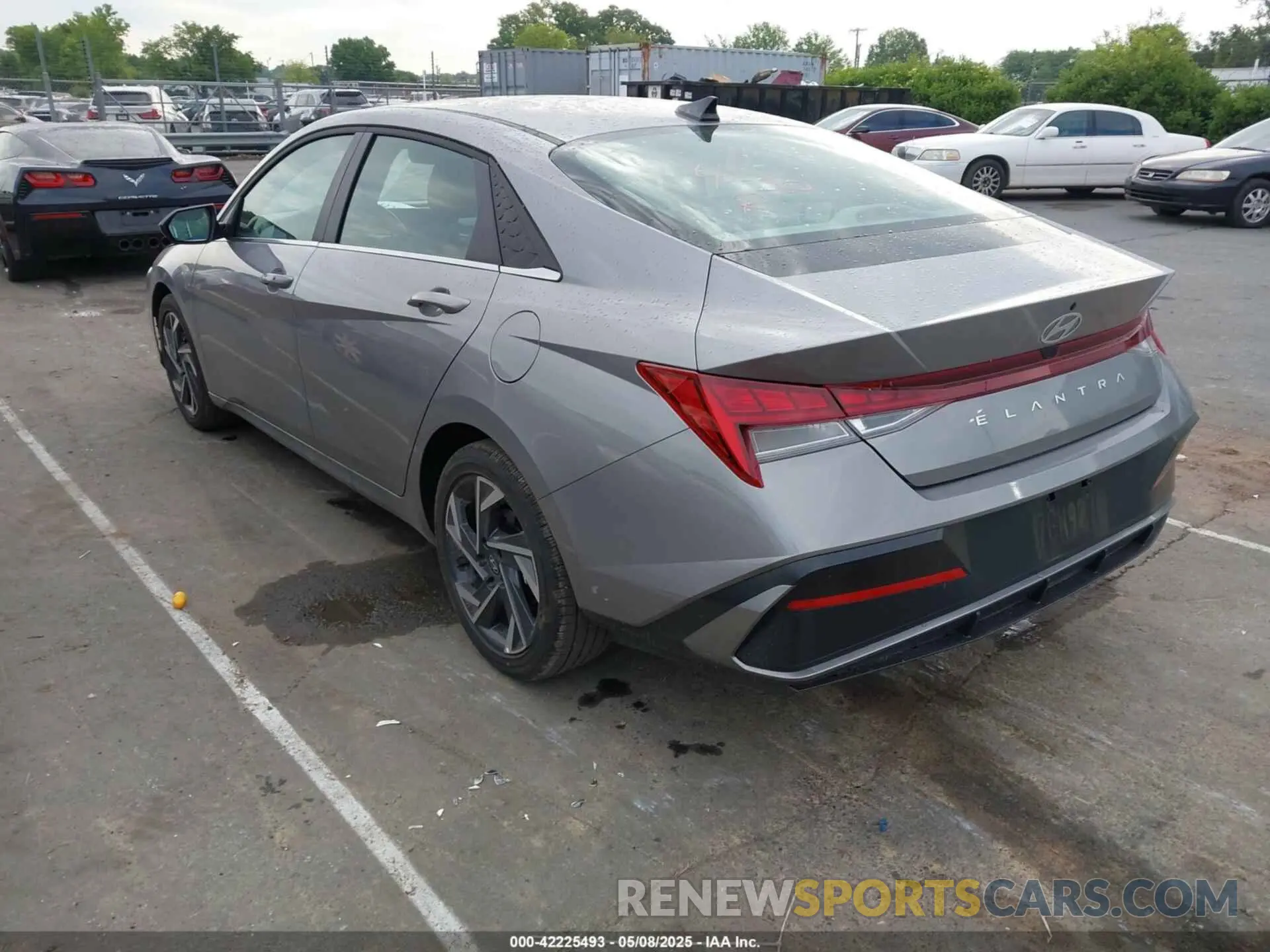 3 Photograph of a damaged car KMHLS4DG5SU968429 HYUNDAI ELANTRA 2025