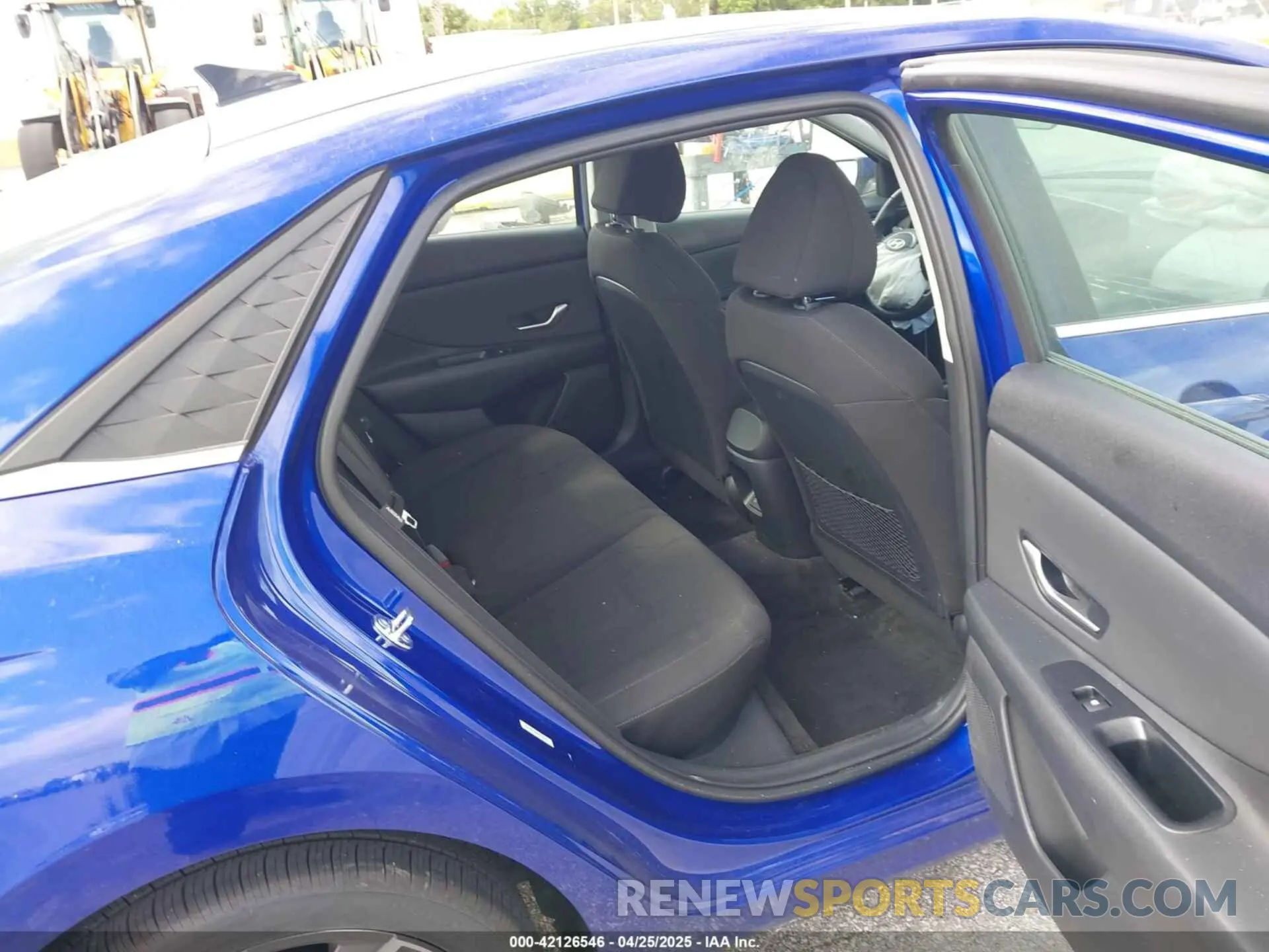 8 Фотография поврежденного автомобиля KMHLS4DG6SU905999 HYUNDAI ELANTRA 2025