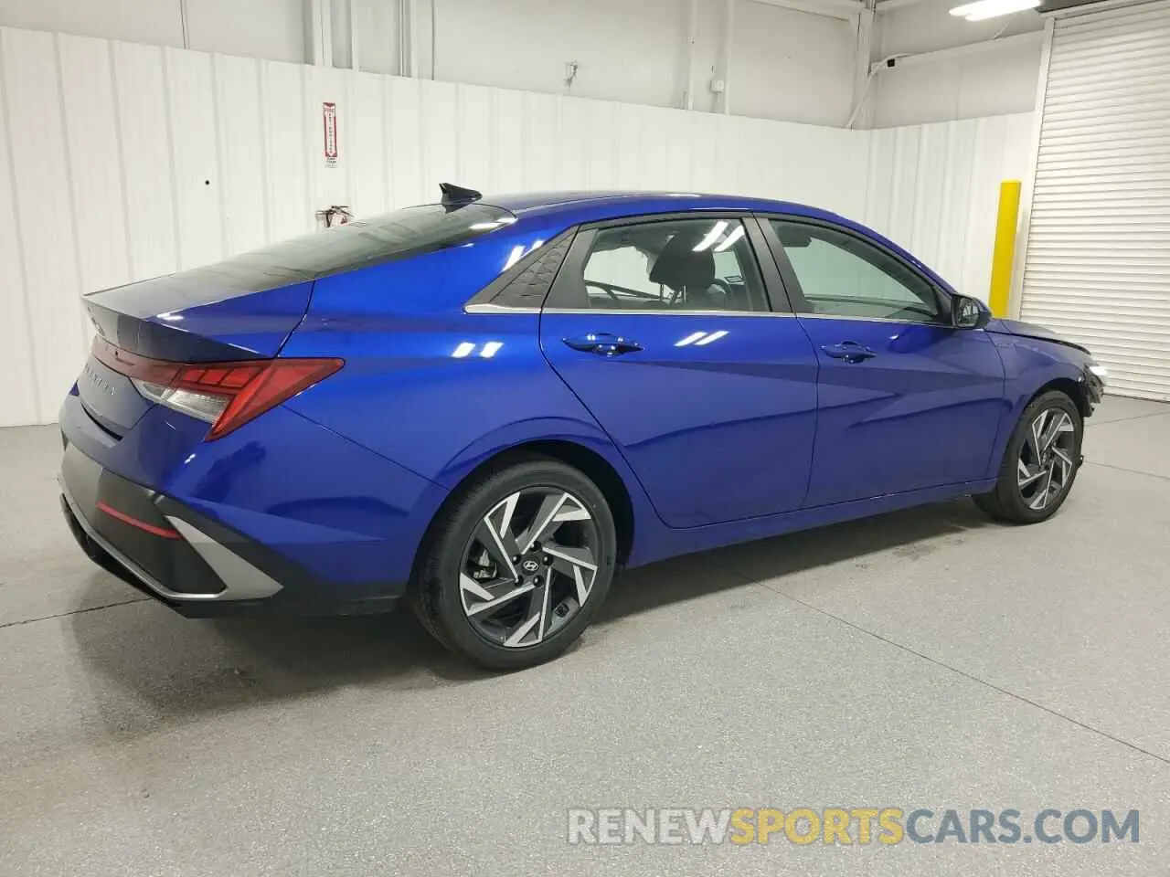 3 Photograph of a damaged car KMHLS4DG7SU914226 HYUNDAI ELANTRA 2025