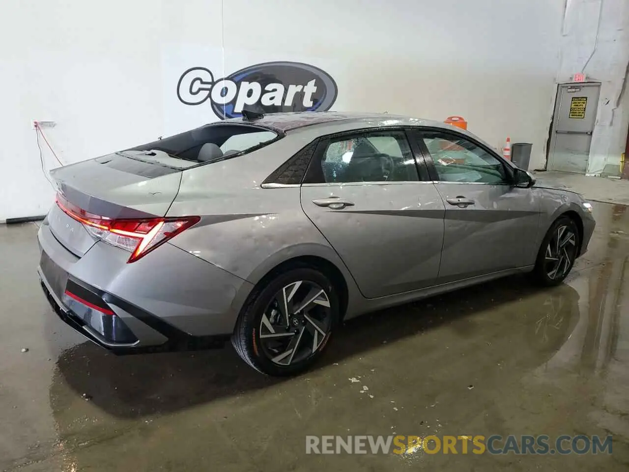 3 Photograph of a damaged car KMHLS4DG8SU879017 HYUNDAI ELANTRA 2025