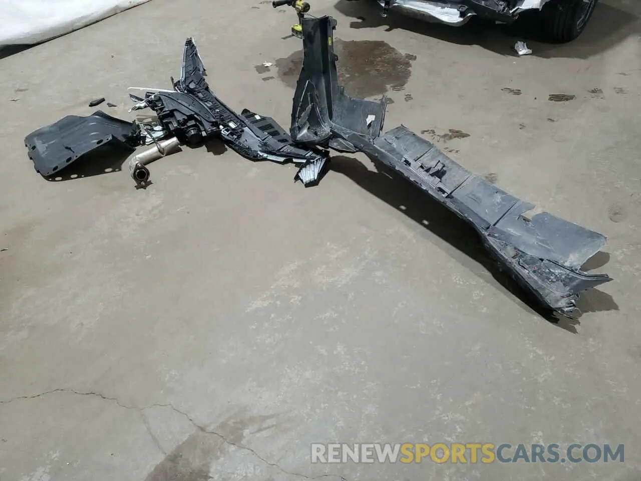12 Photograph of a damaged car KMHLS4DG8SU947364 HYUNDAI ELANTRA 2025