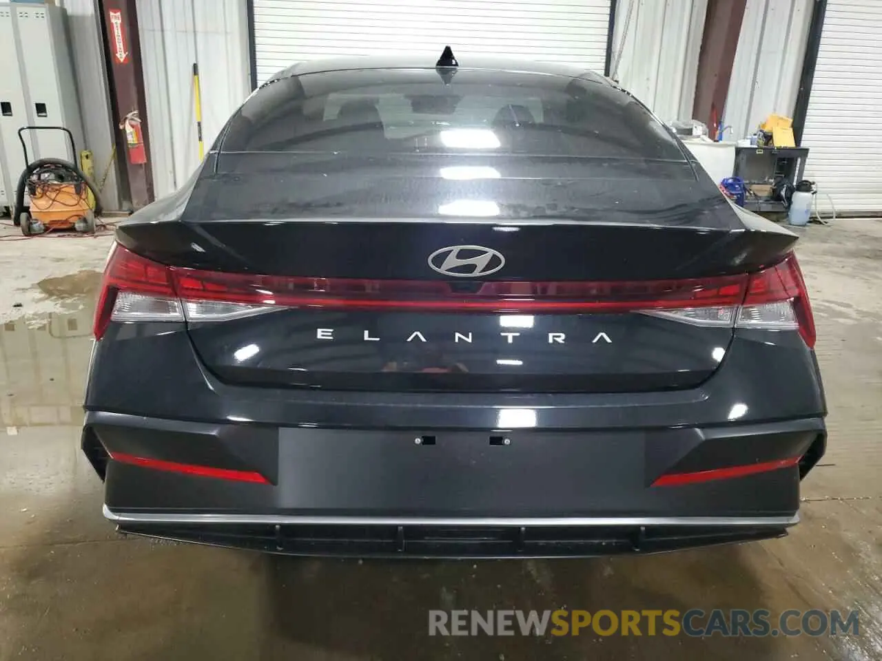 6 Photograph of a damaged car KMHLS4DG9SU879379 HYUNDAI ELANTRA 2025