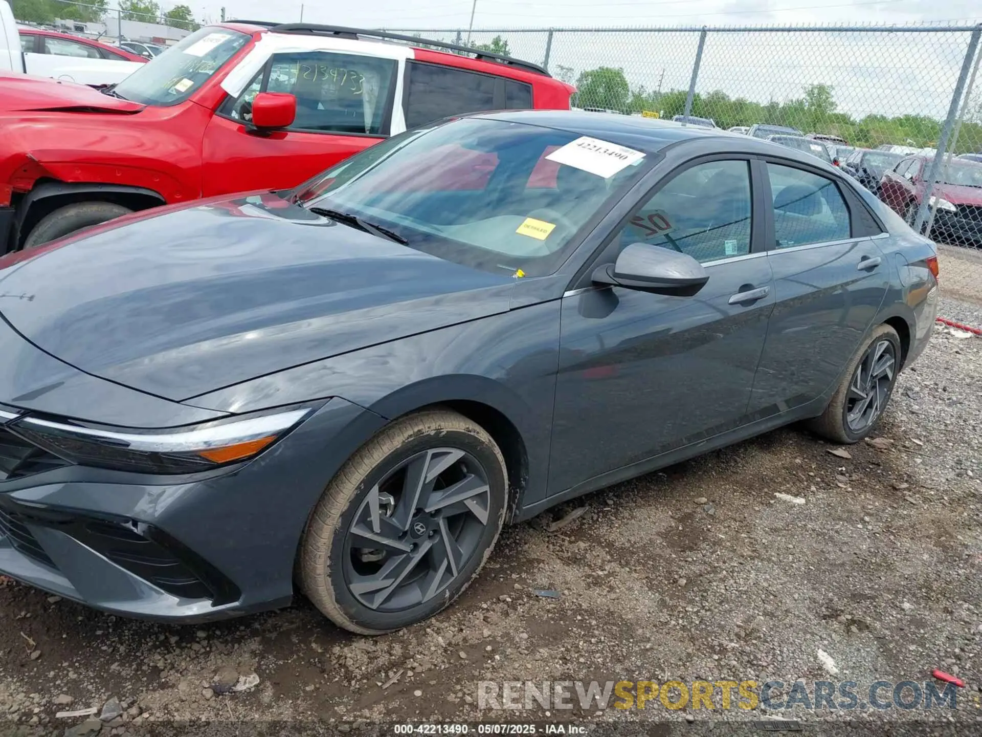 14 Photograph of a damaged car KMHLS4DG9SU900313 HYUNDAI ELANTRA 2025