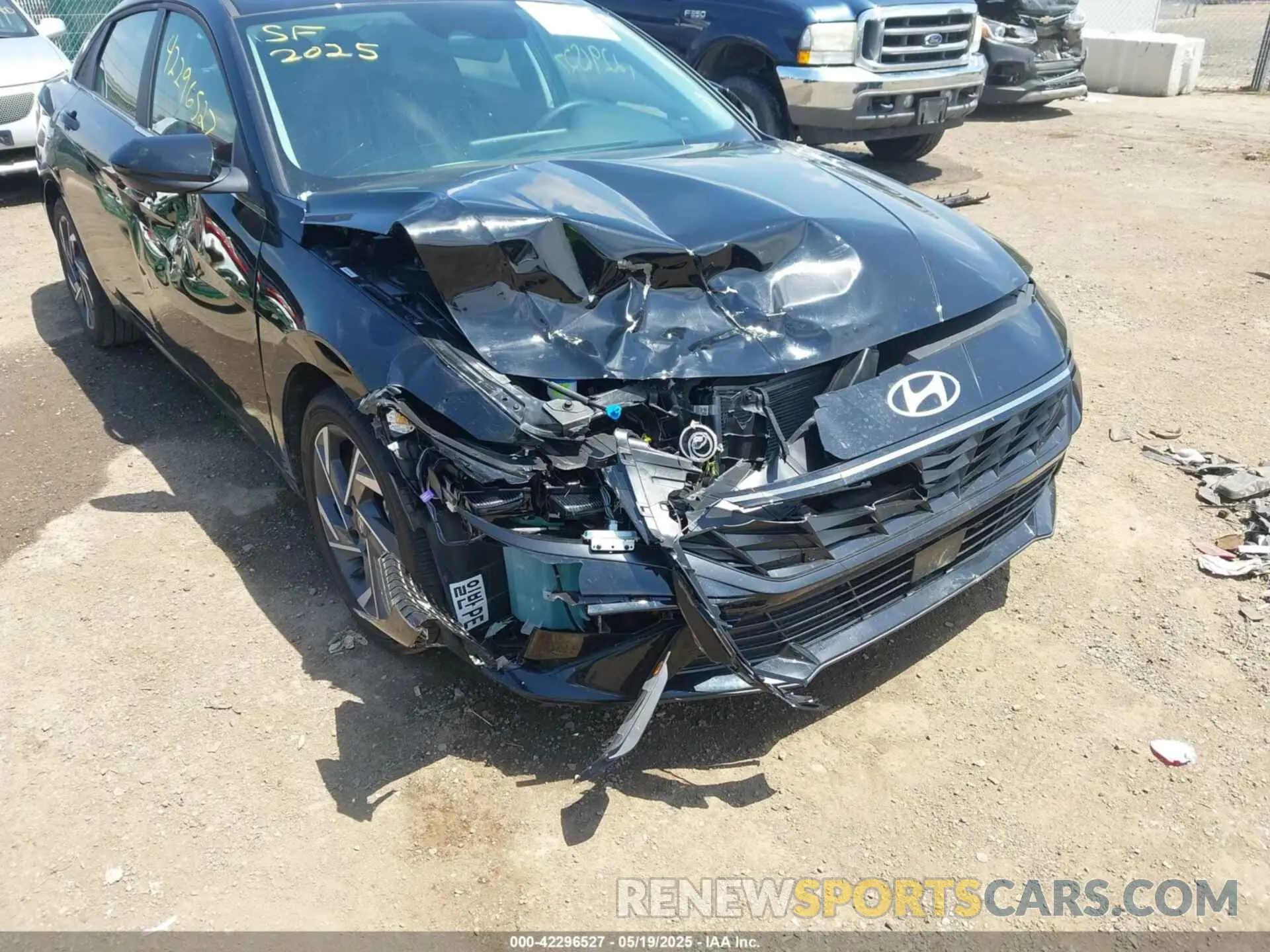 6 Photograph of a damaged car KMHLS4DG9SU910615 HYUNDAI ELANTRA 2025